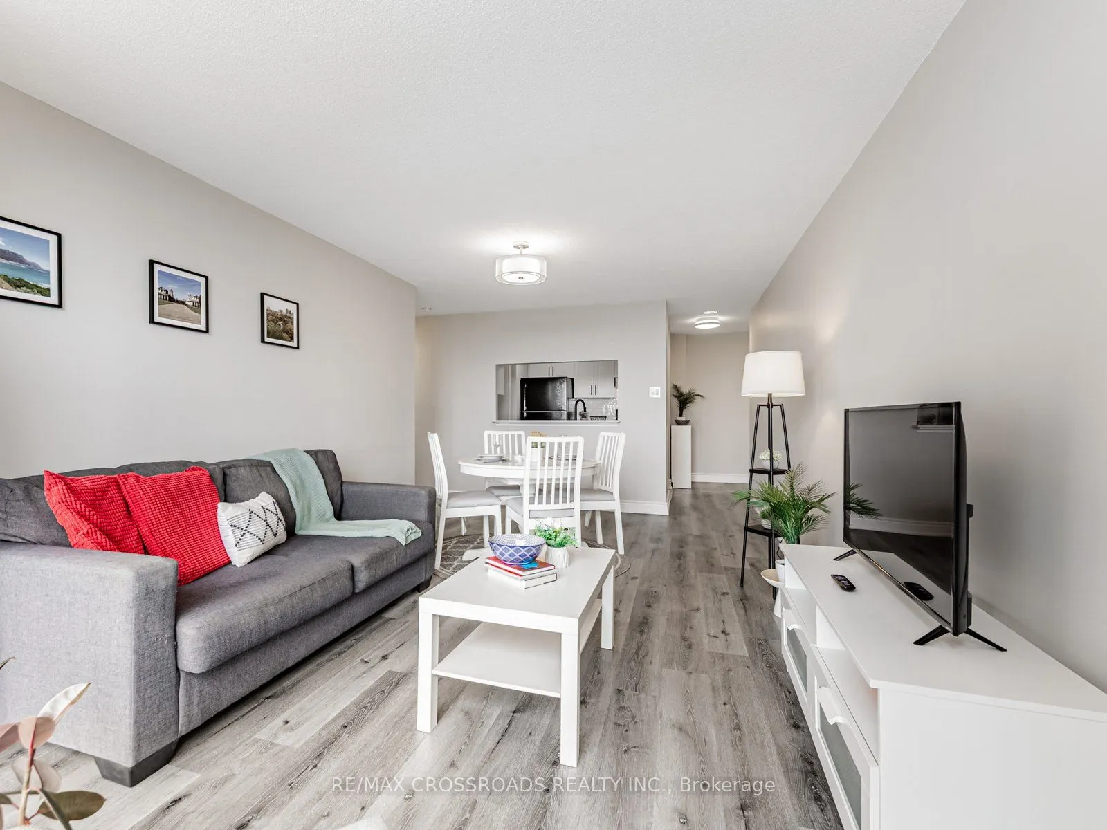 4205 Shipp Drive, #808