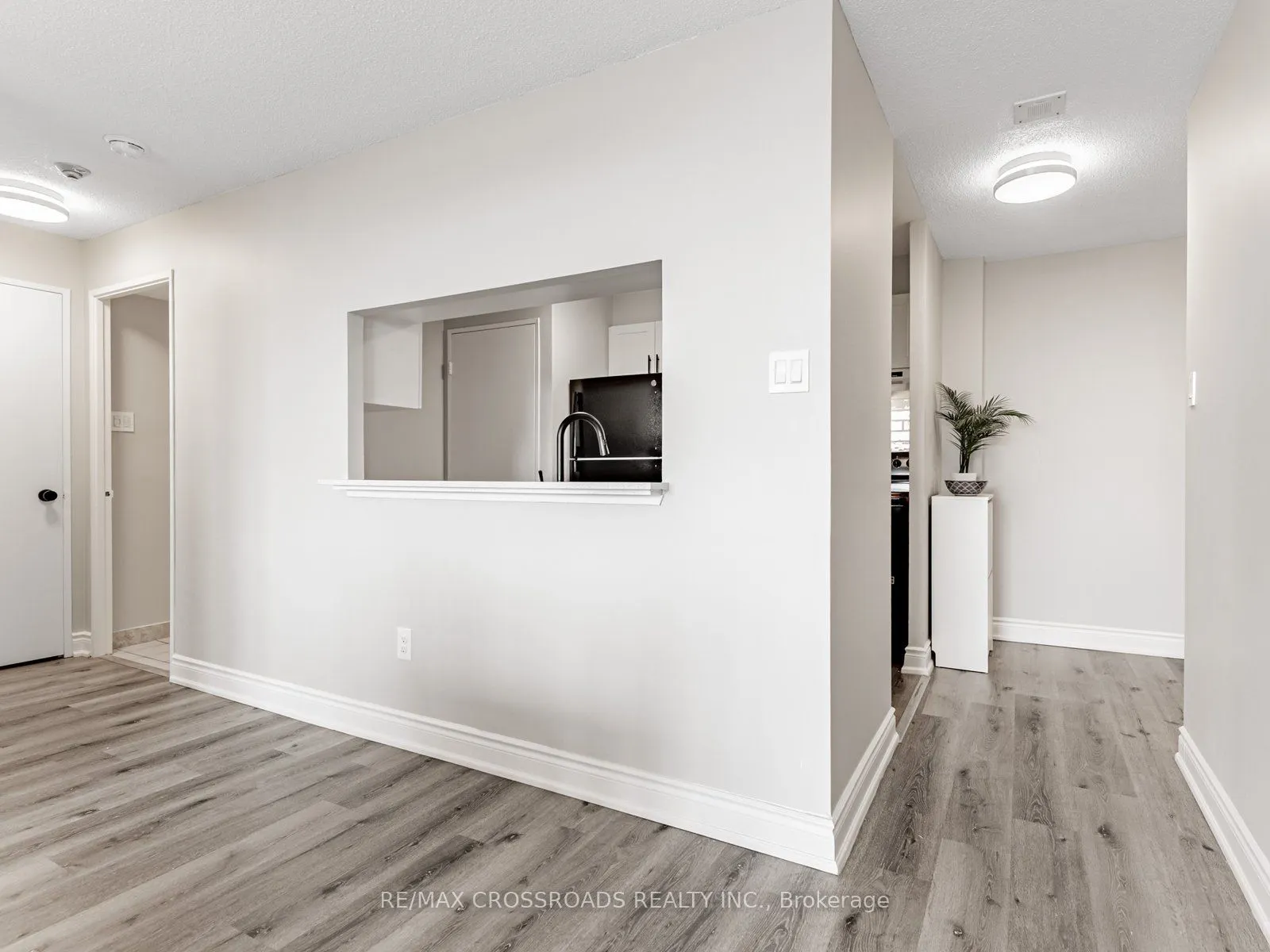 4205 Shipp Drive, #808