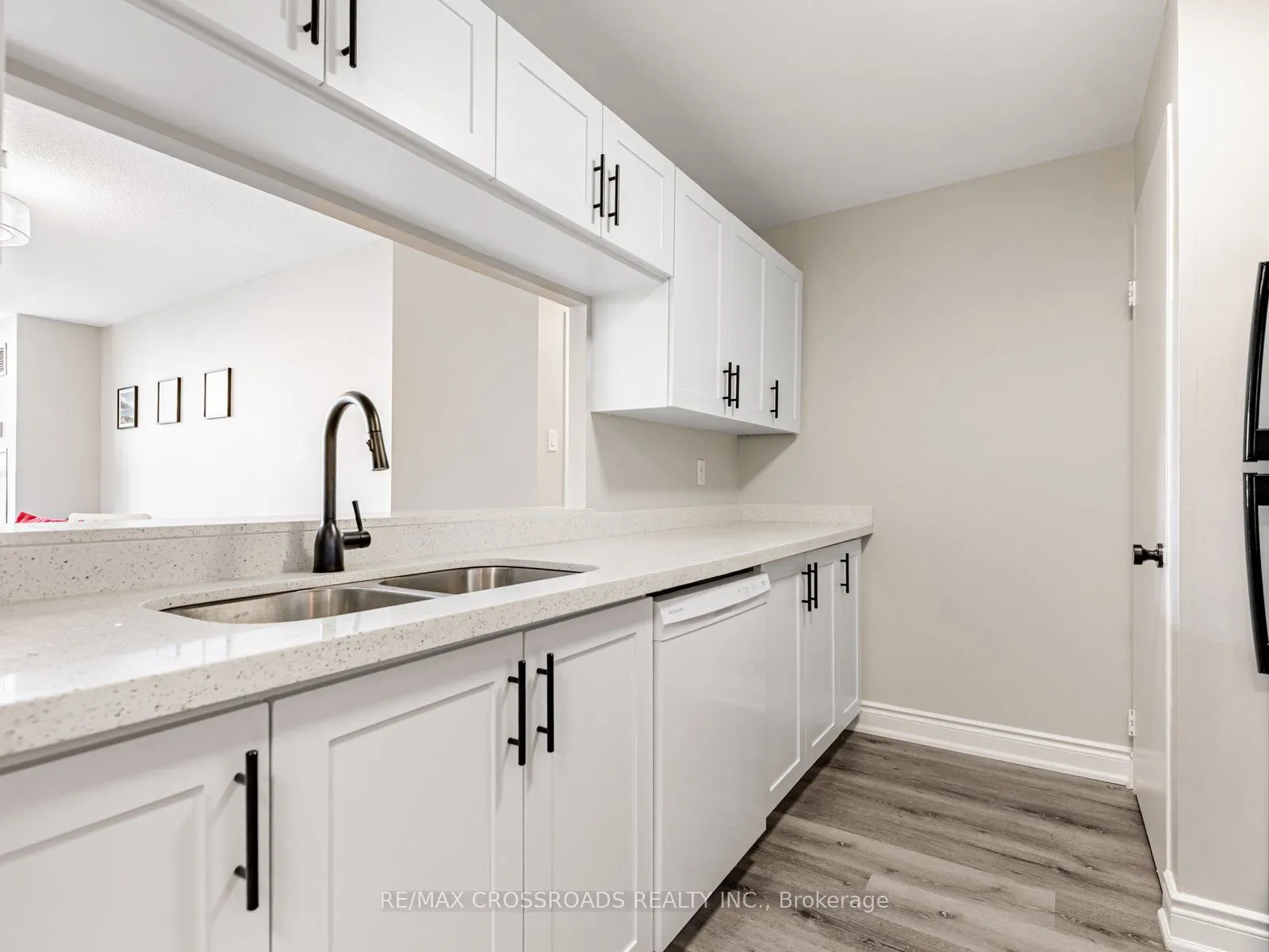 4205 Shipp Drive, #808