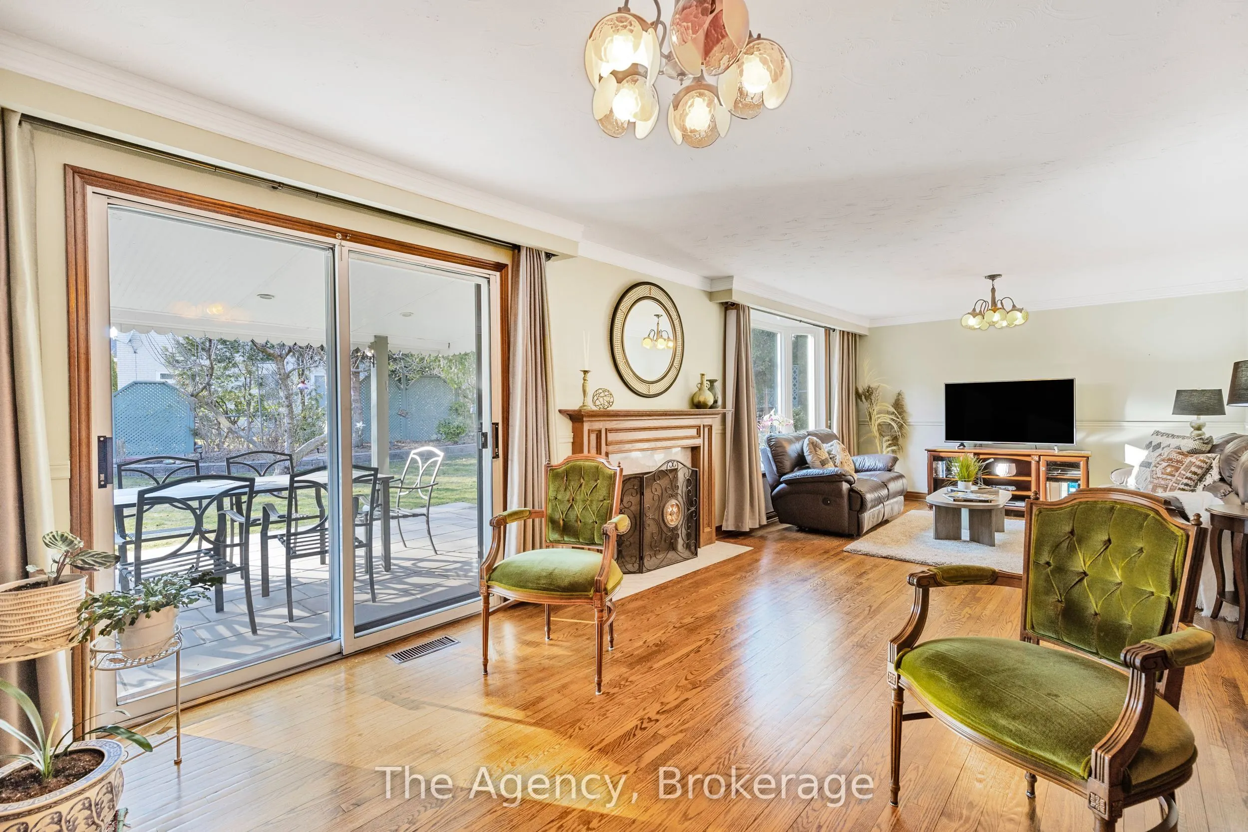 3236 Cedartree Crescent