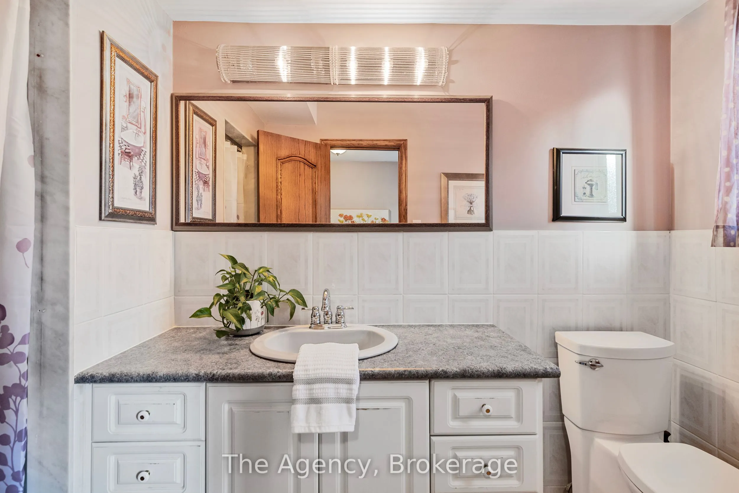 3236 Cedartree Crescent