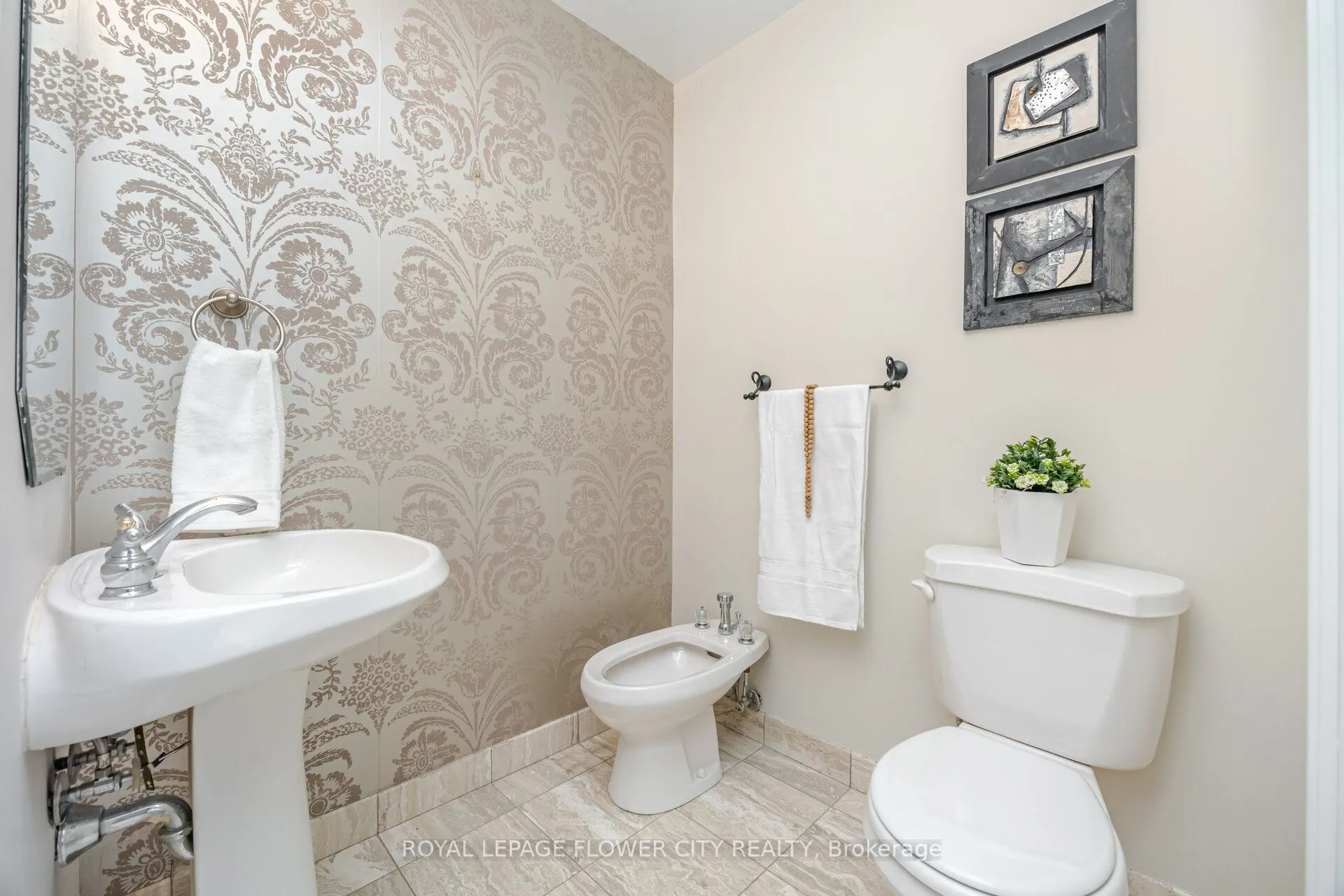 1 Belvedere Court, #PH5