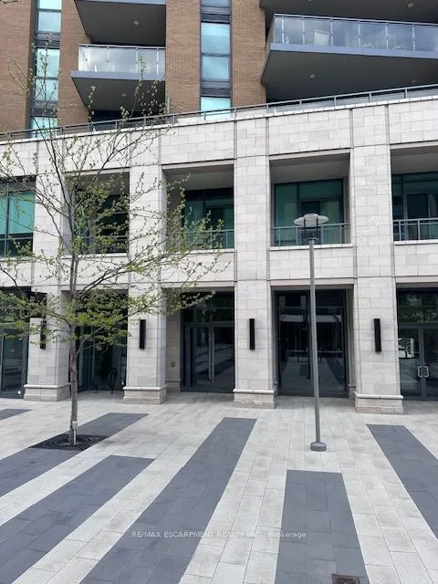 2060 Lakeshore Road, #111