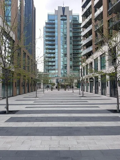 2060 Lakeshore Road, #111