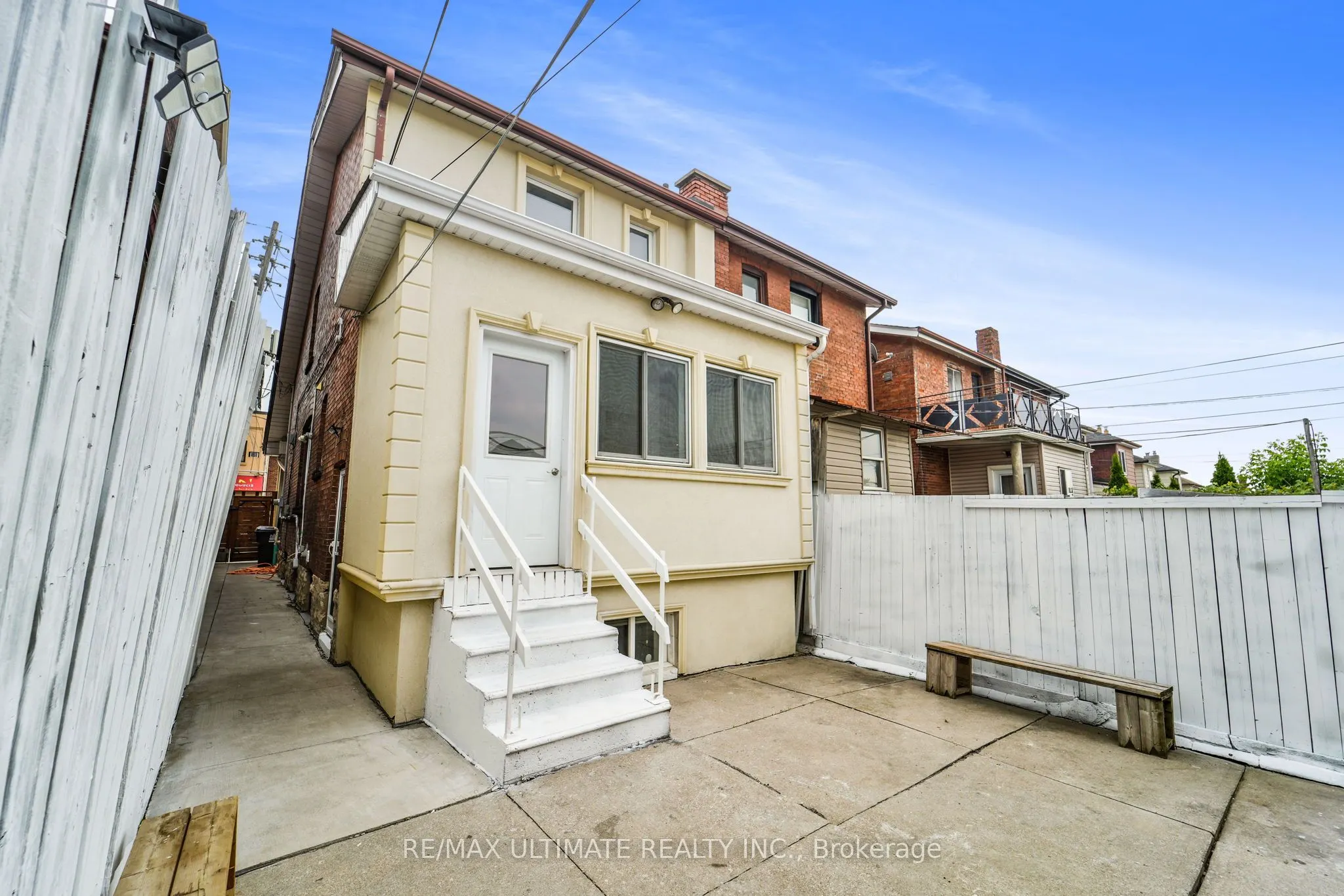 2010 Dufferin Street