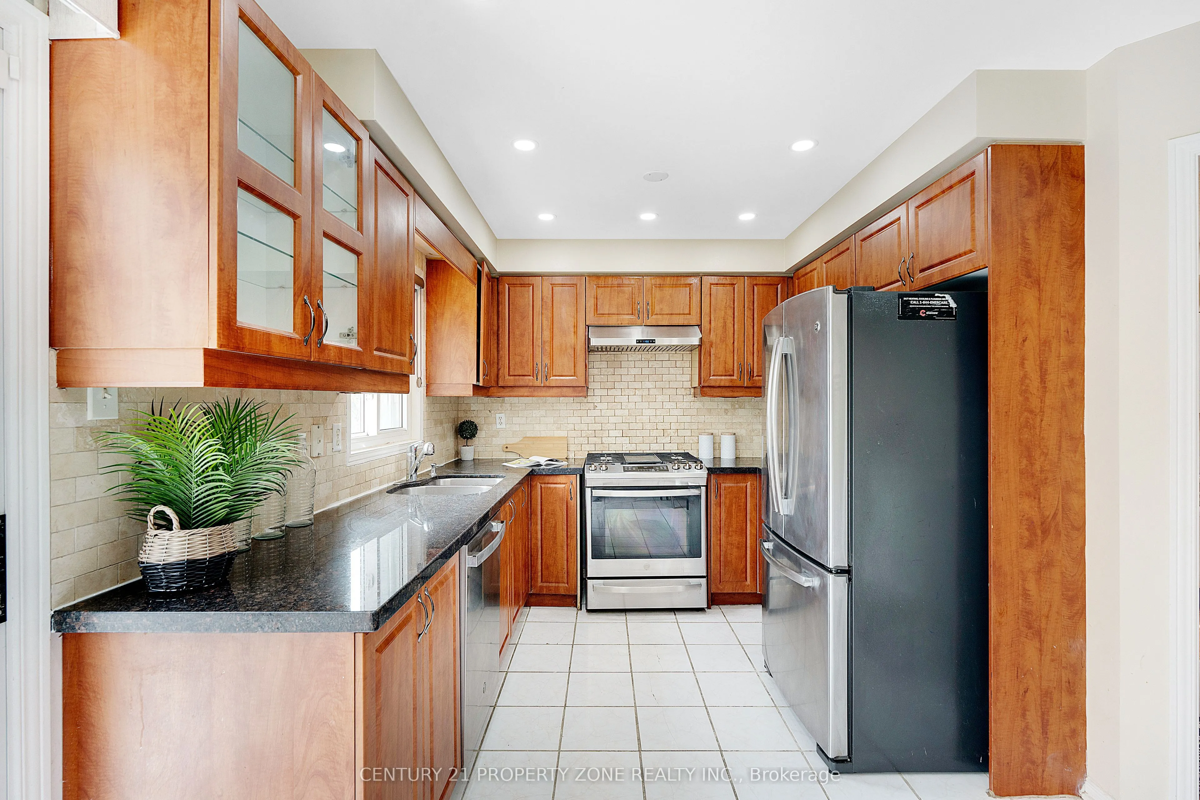 5469 Palmerston Crescent