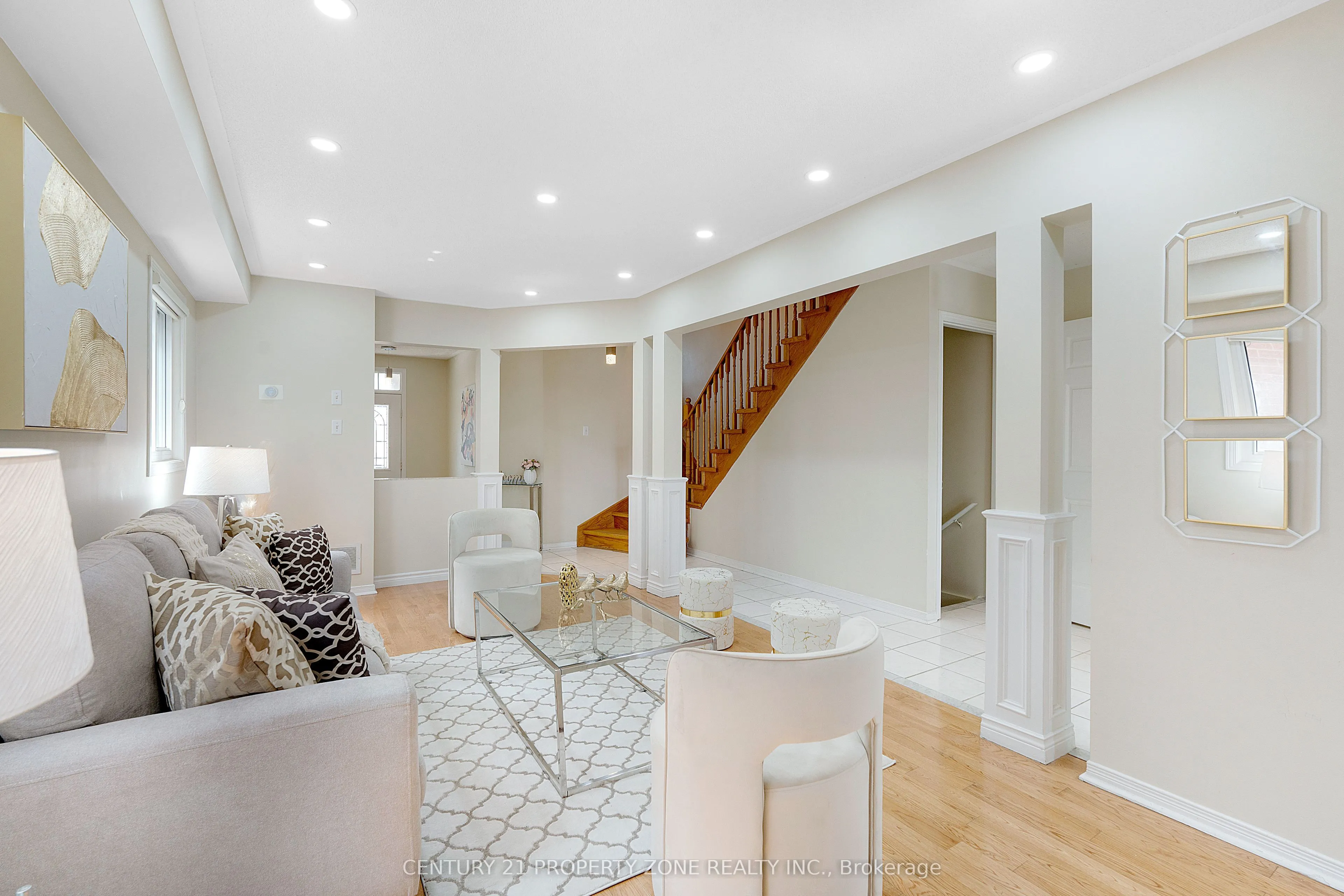 5469 Palmerston Crescent