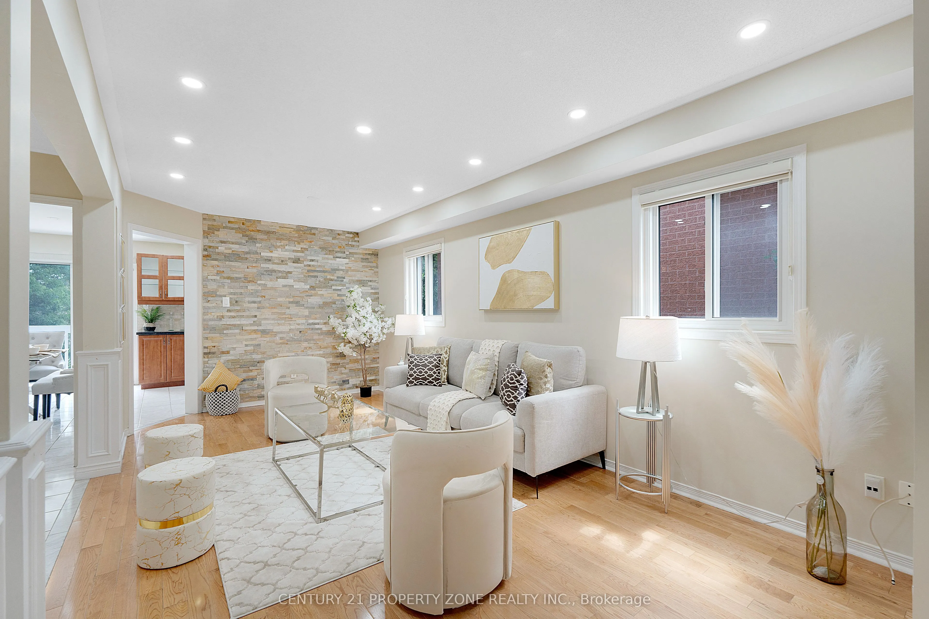 5469 Palmerston Crescent