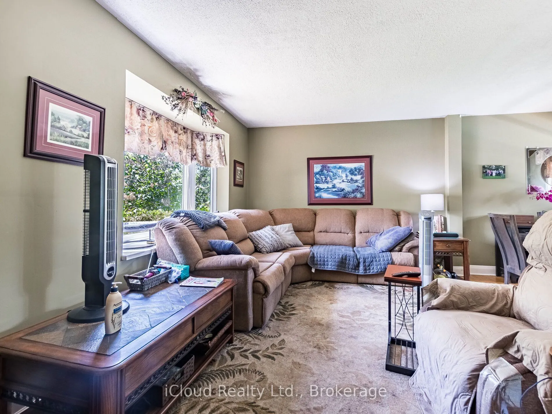 9 Crestview Avenue