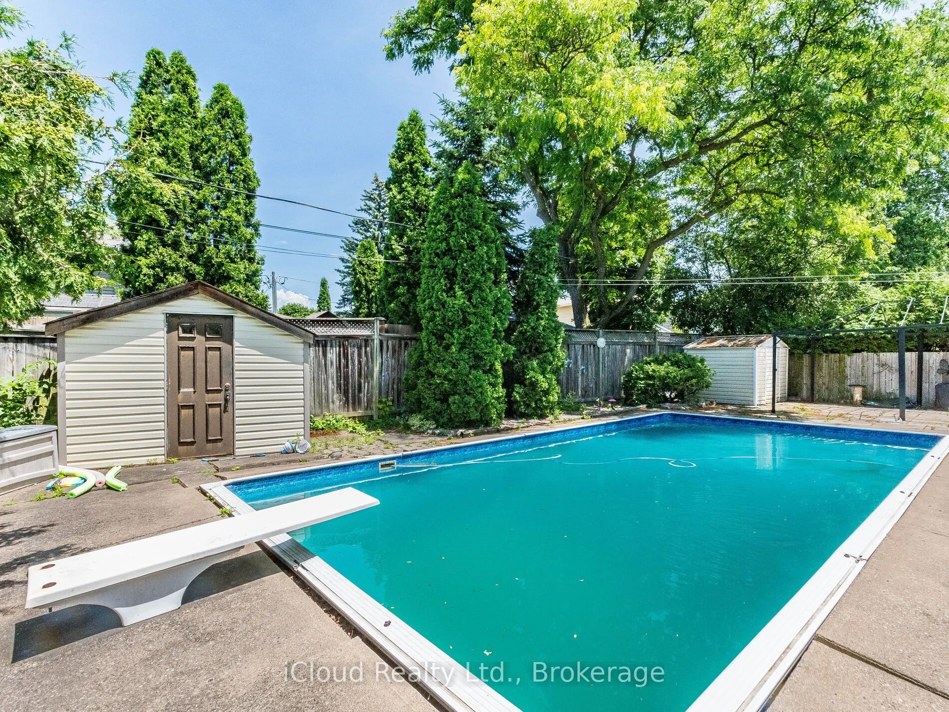 9 Crestview Avenue