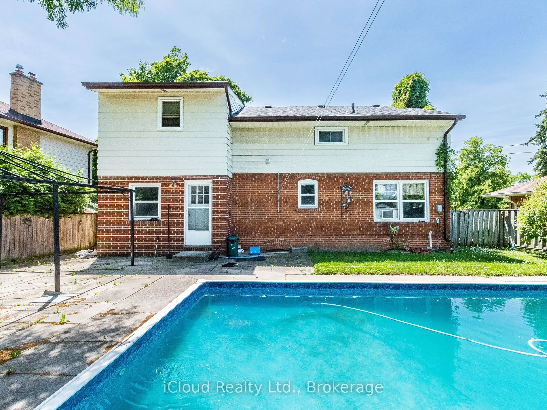 9 Crestview Avenue
