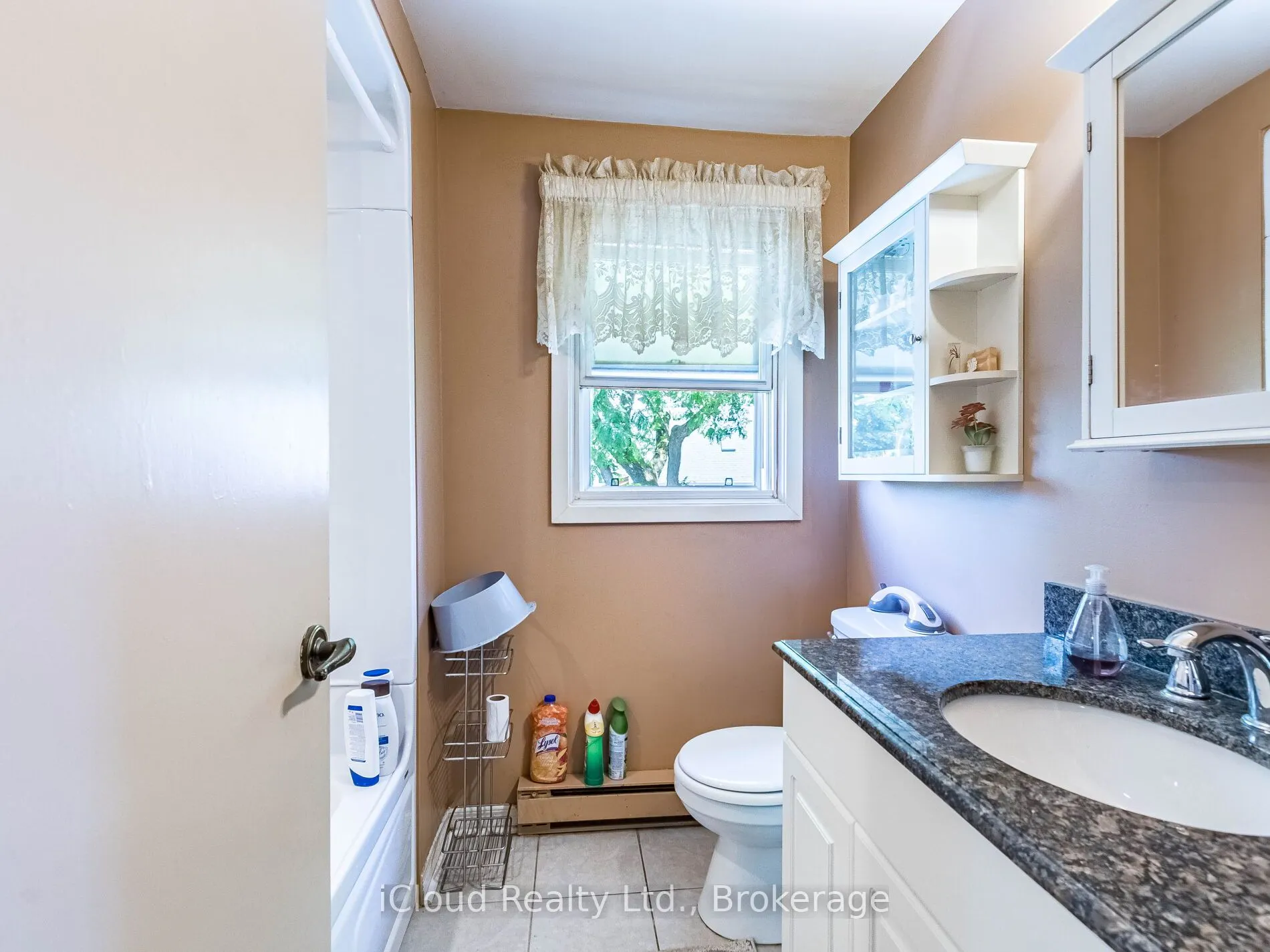 9 Crestview Avenue
