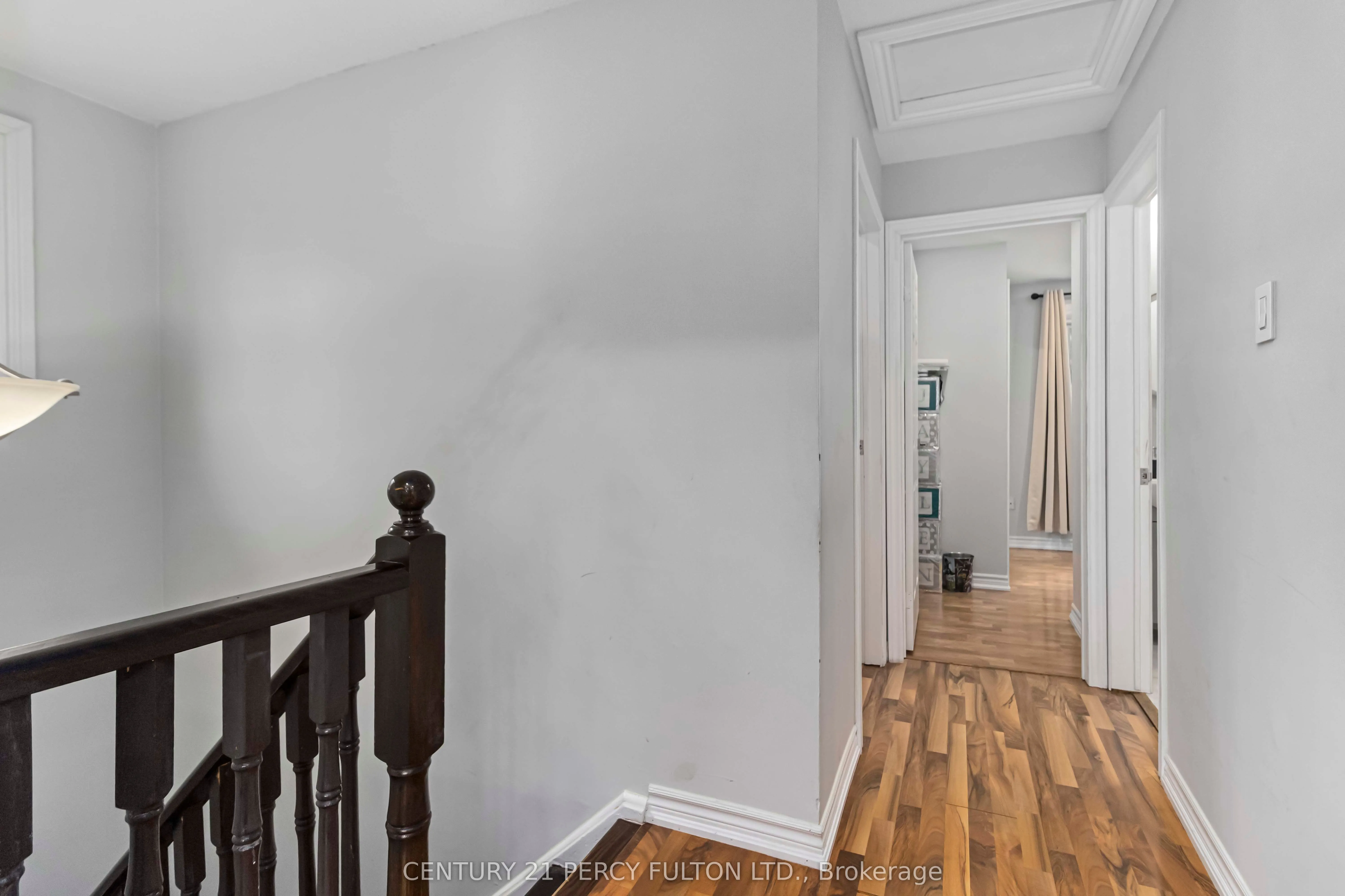 32 Barrington Crescent
