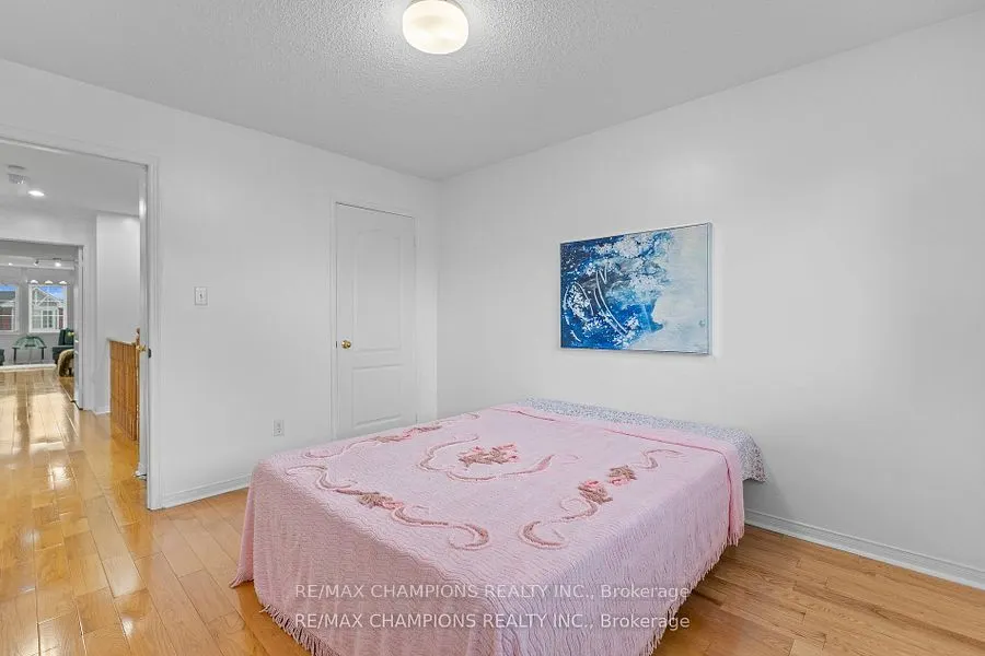 30 Larkspur Road