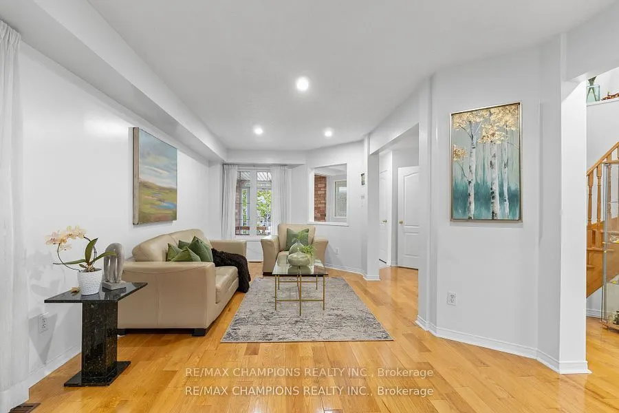 30 Larkspur Road