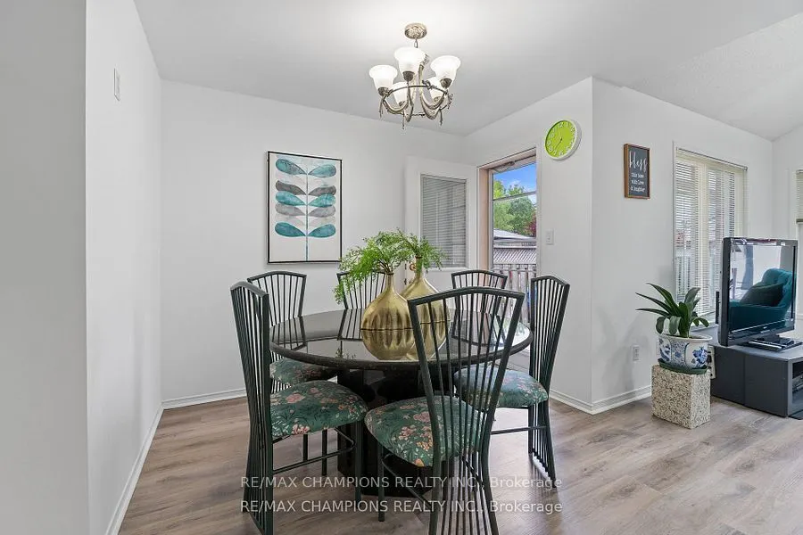 30 Larkspur Road