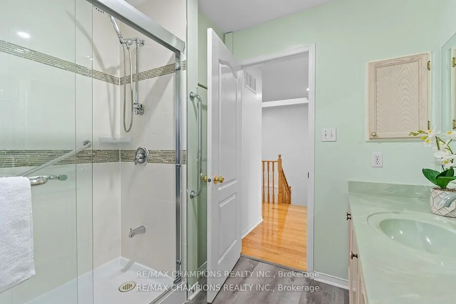 30 Larkspur Road