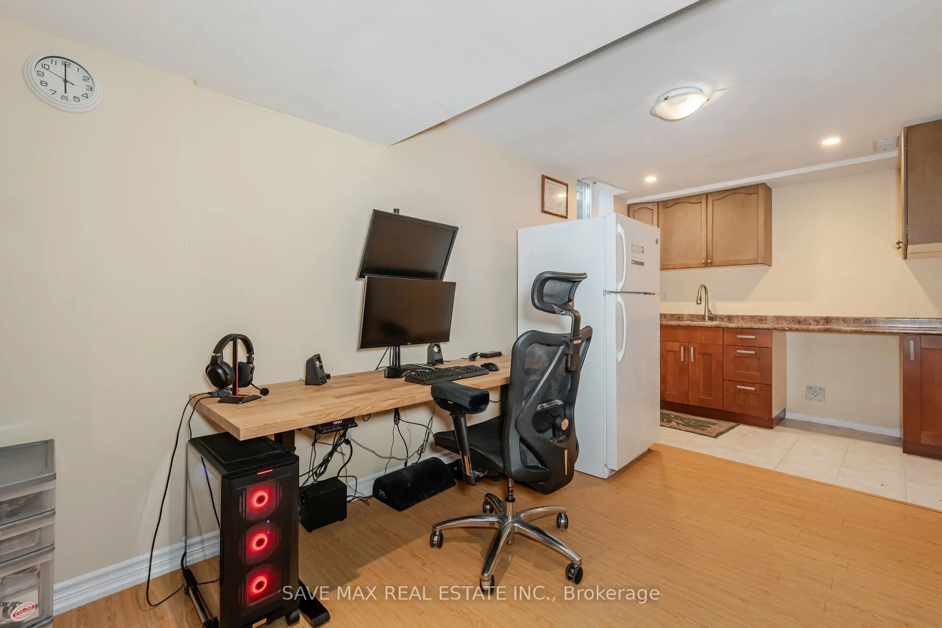 5669 Freshwater Drive