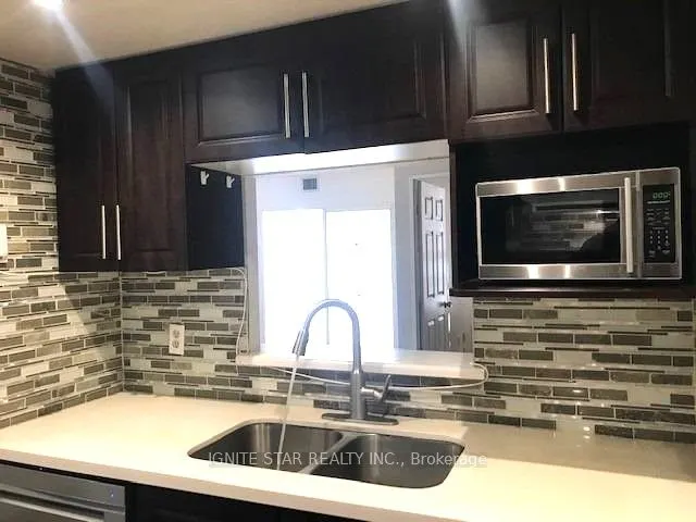 285 Enfield Place, #2007