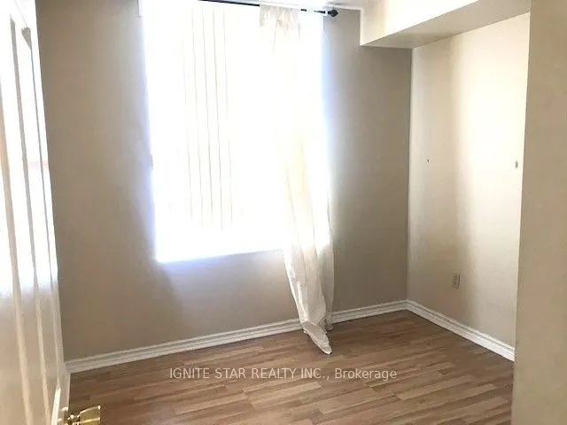 285 Enfield Place, #2007