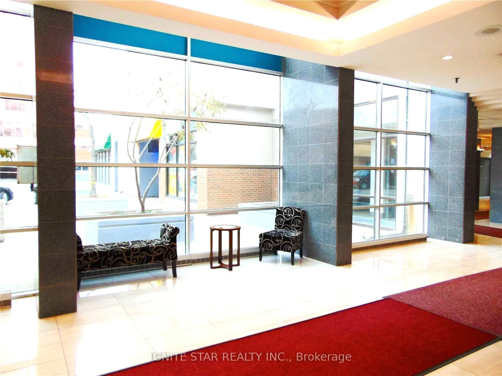 285 Enfield Place, #2007