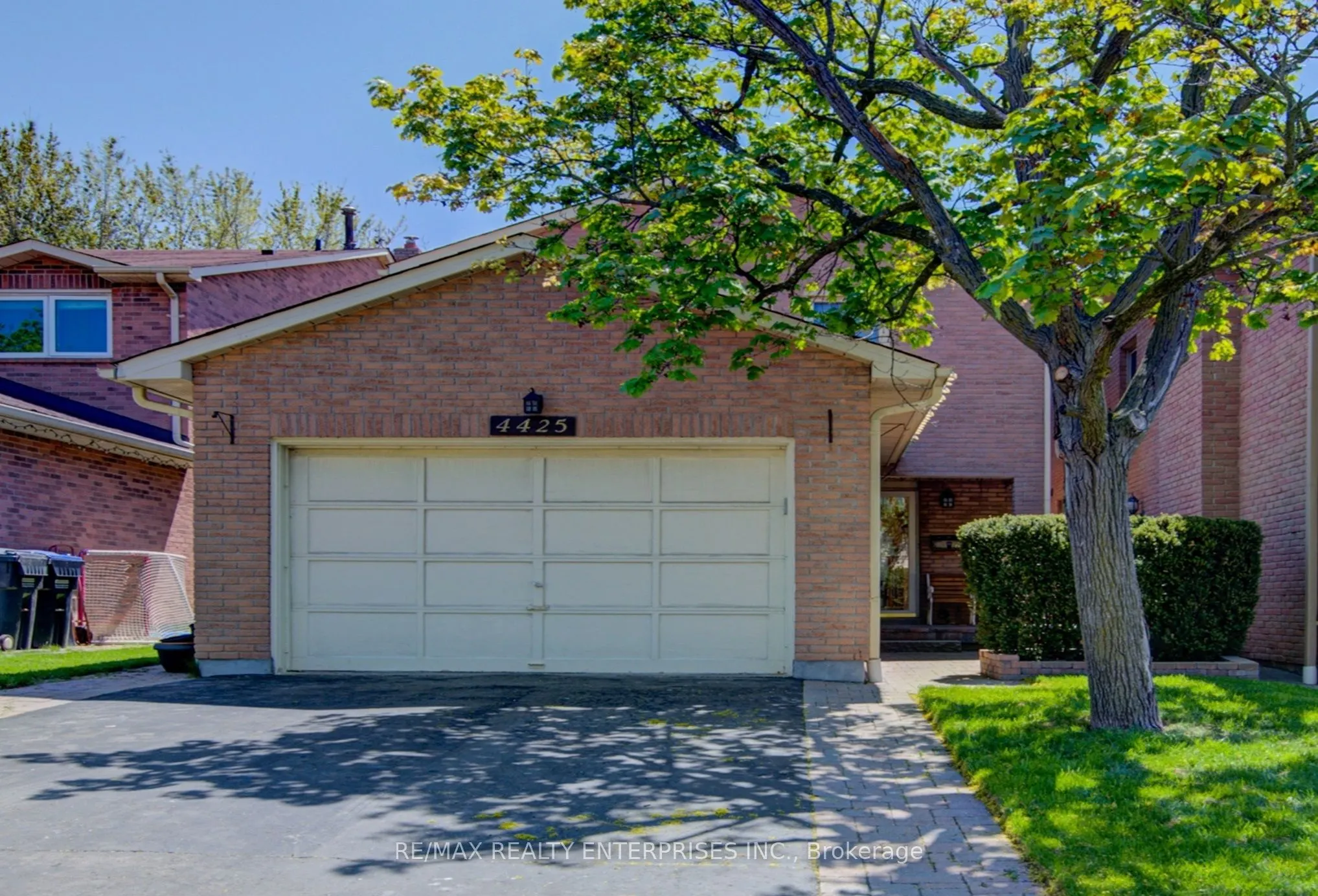 4425 Sawmill Valley Drive