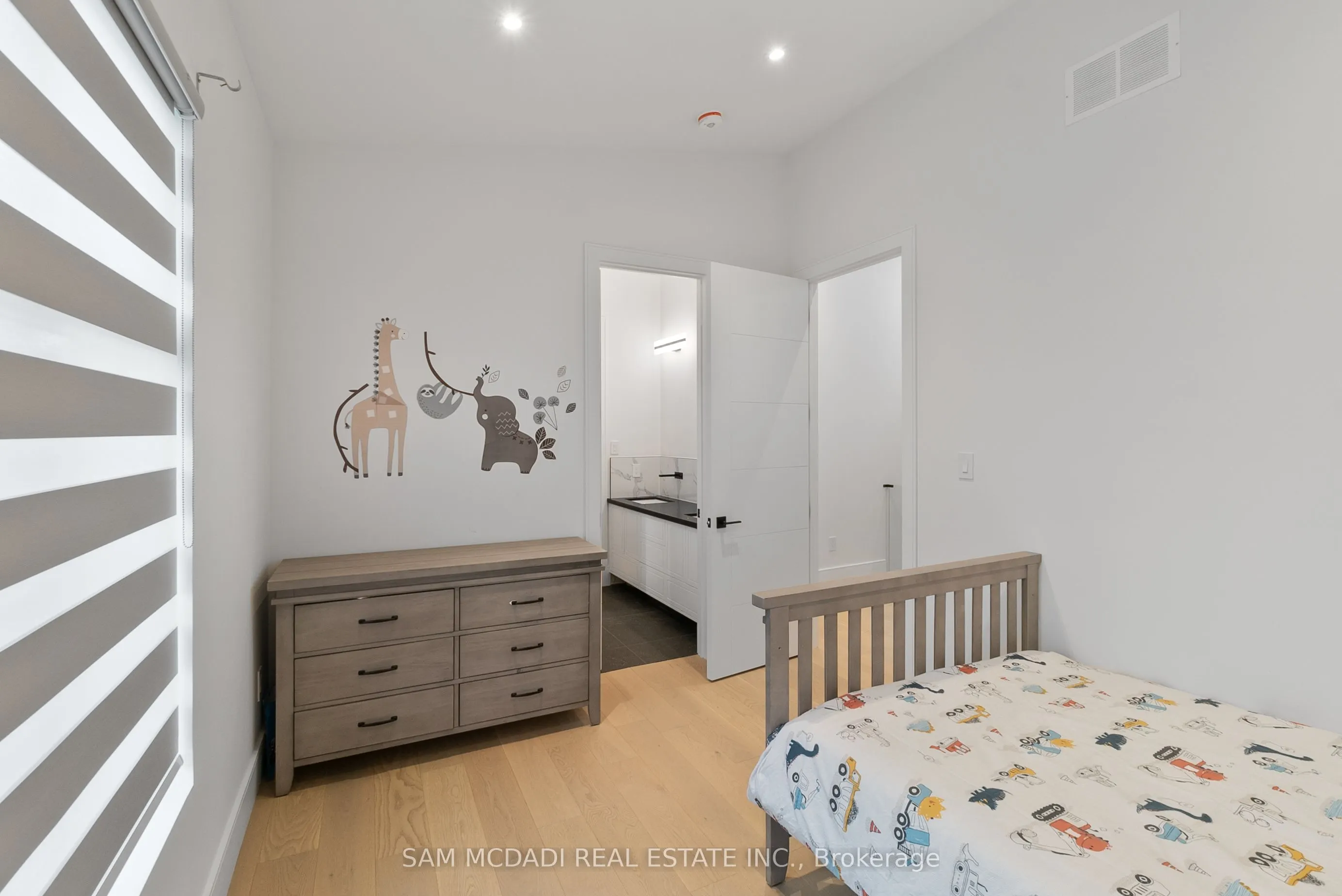 46 Cobblehill Road