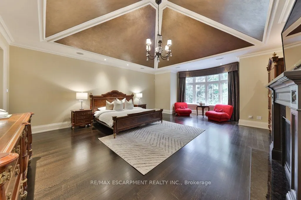 79 Pinewood Trail