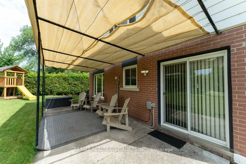 68 Windermere Court