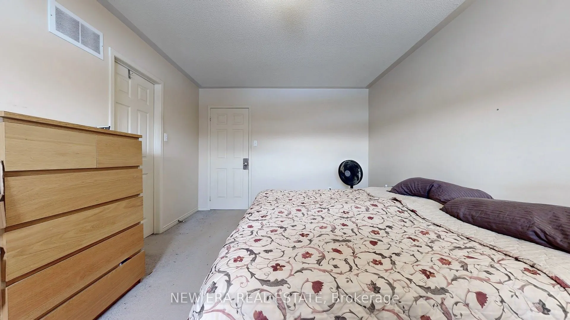 17 Caruso Drive
