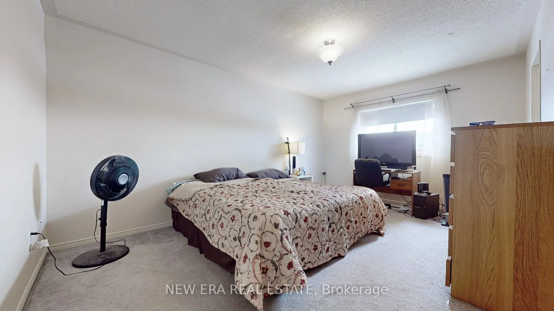17 Caruso Drive