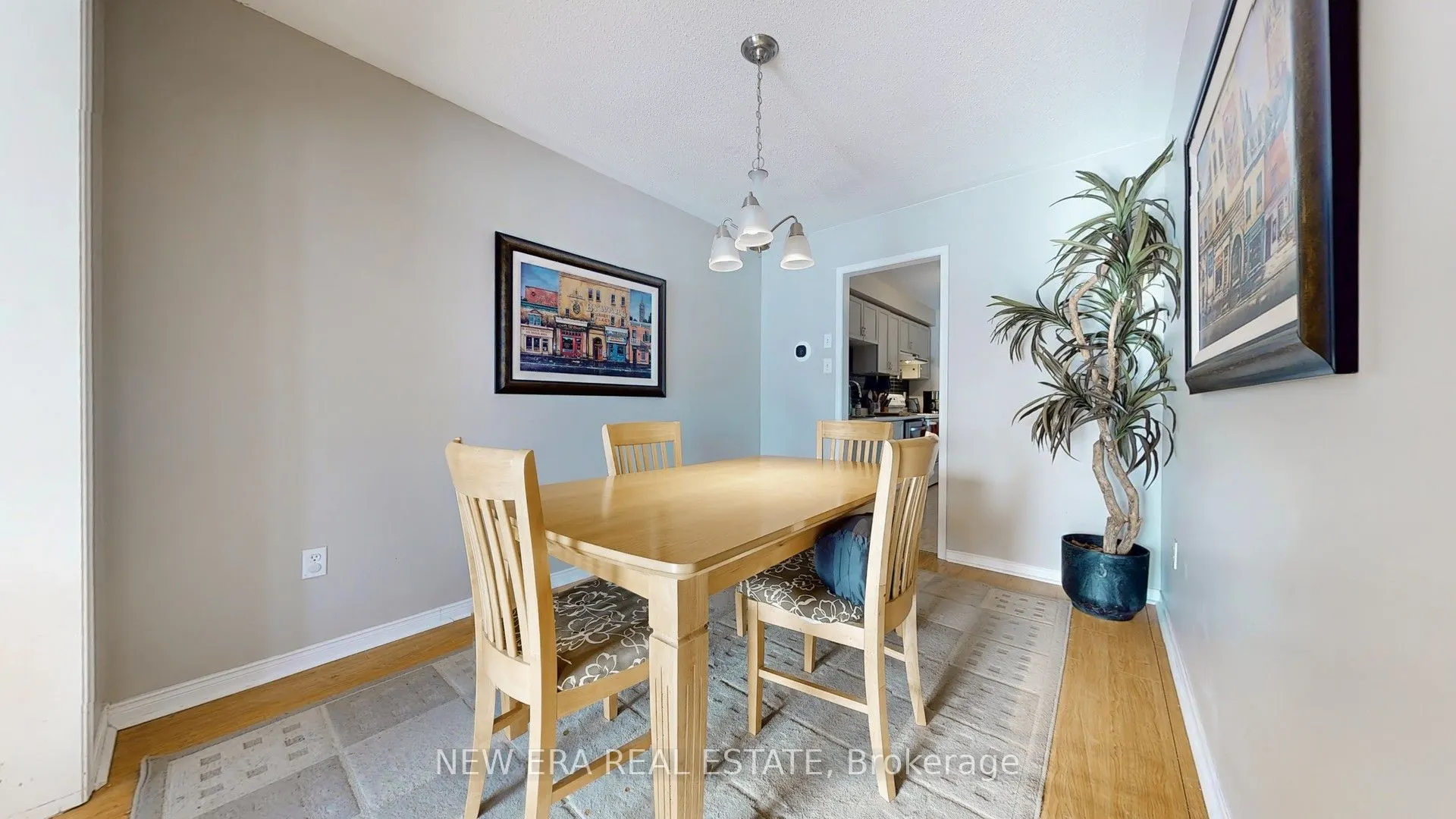 17 Caruso Drive