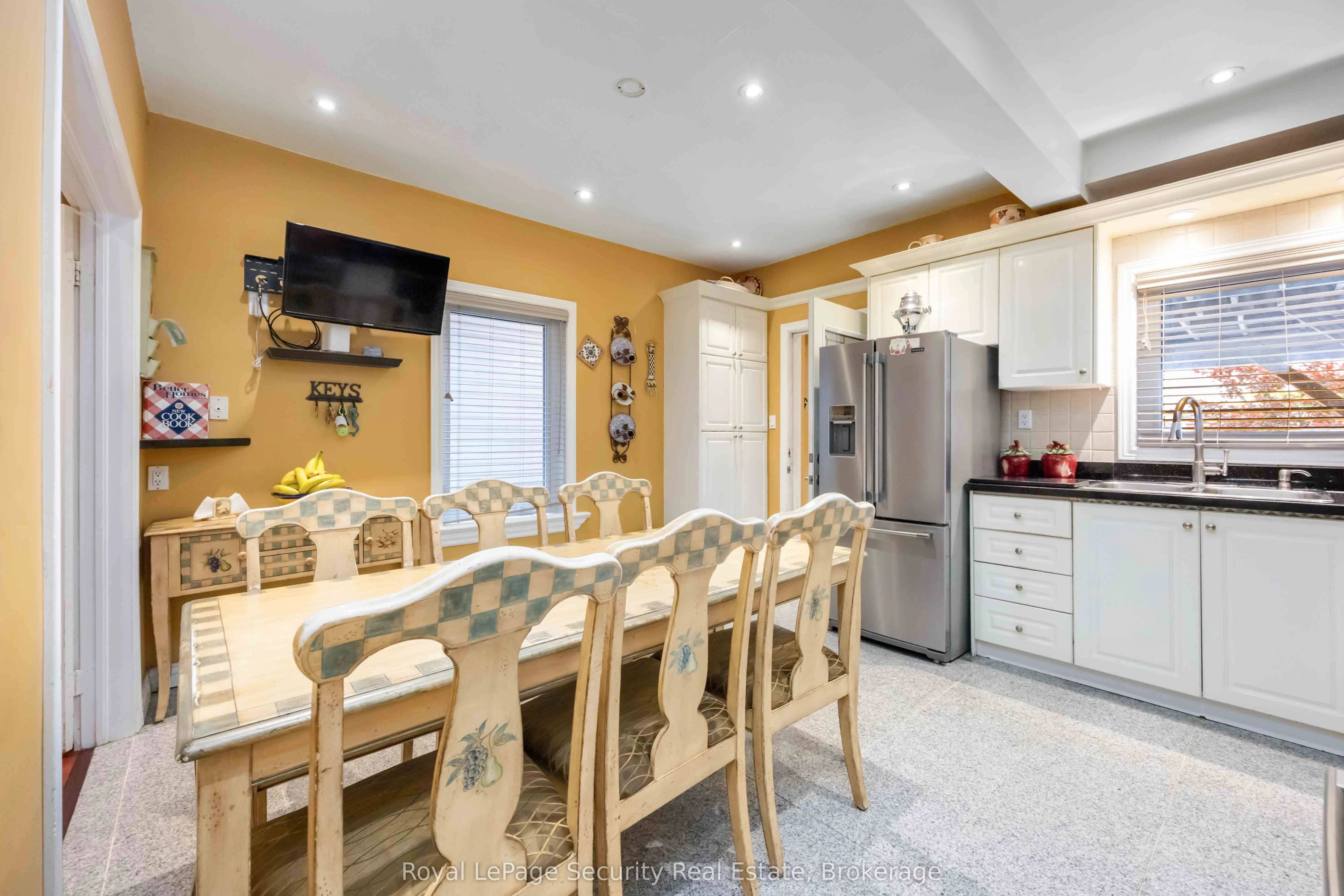 154 Caledonia Road