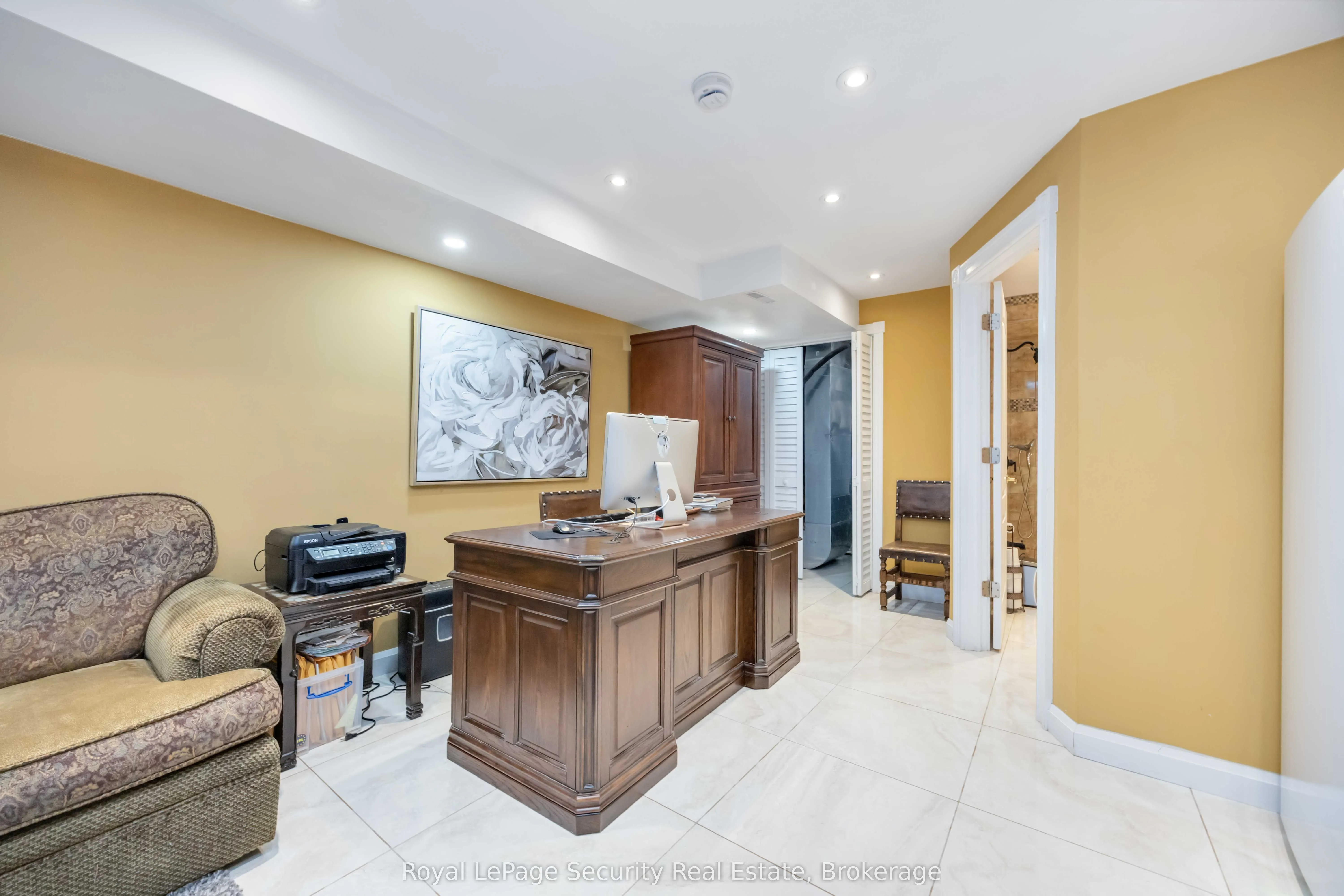 154 Caledonia Road