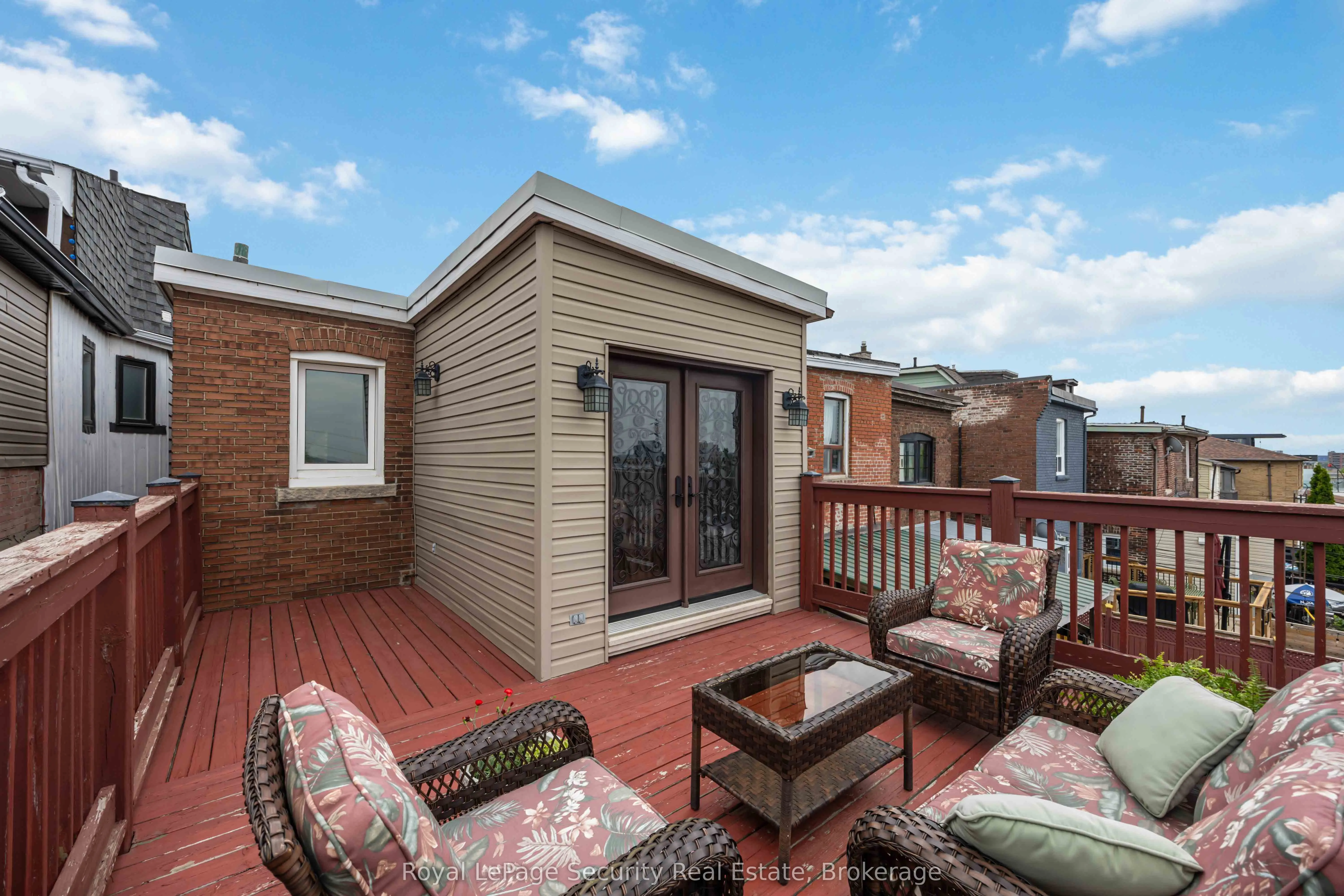 154 Caledonia Road