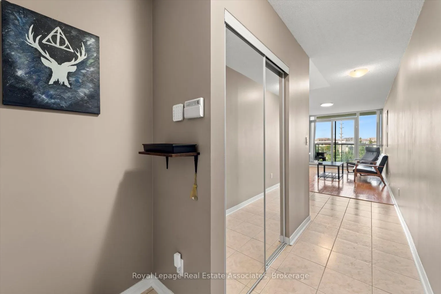 4879 Kimbermount Avenue, #401