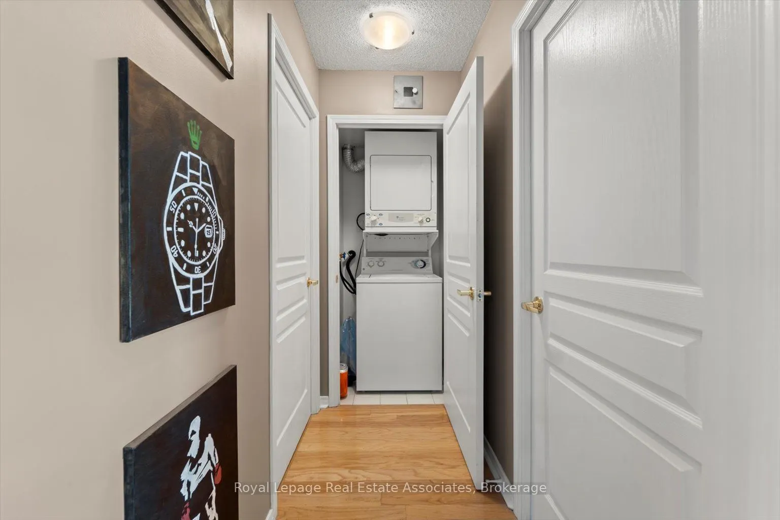 4879 Kimbermount Avenue, #401