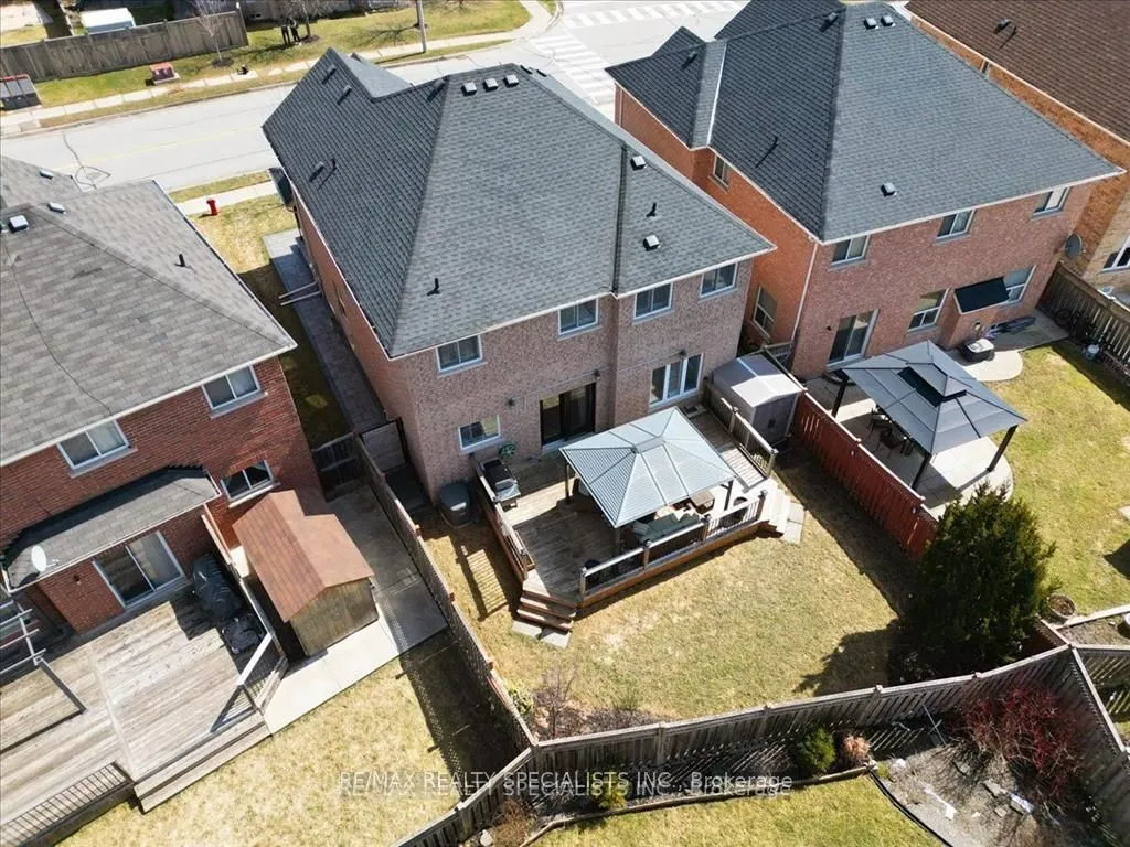 104 Earlsbridge Boulevard