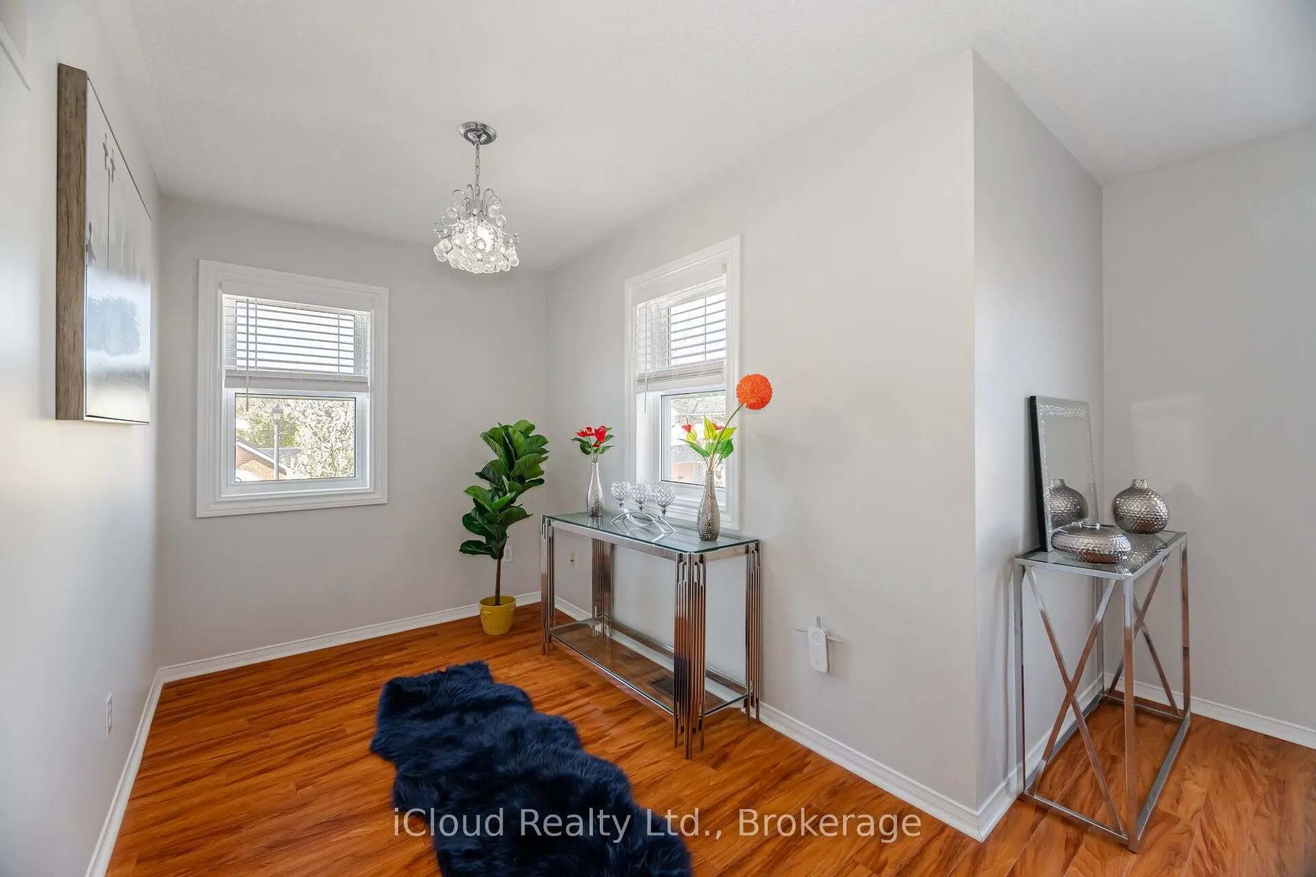 5659 Glen Erin Drive E, #41