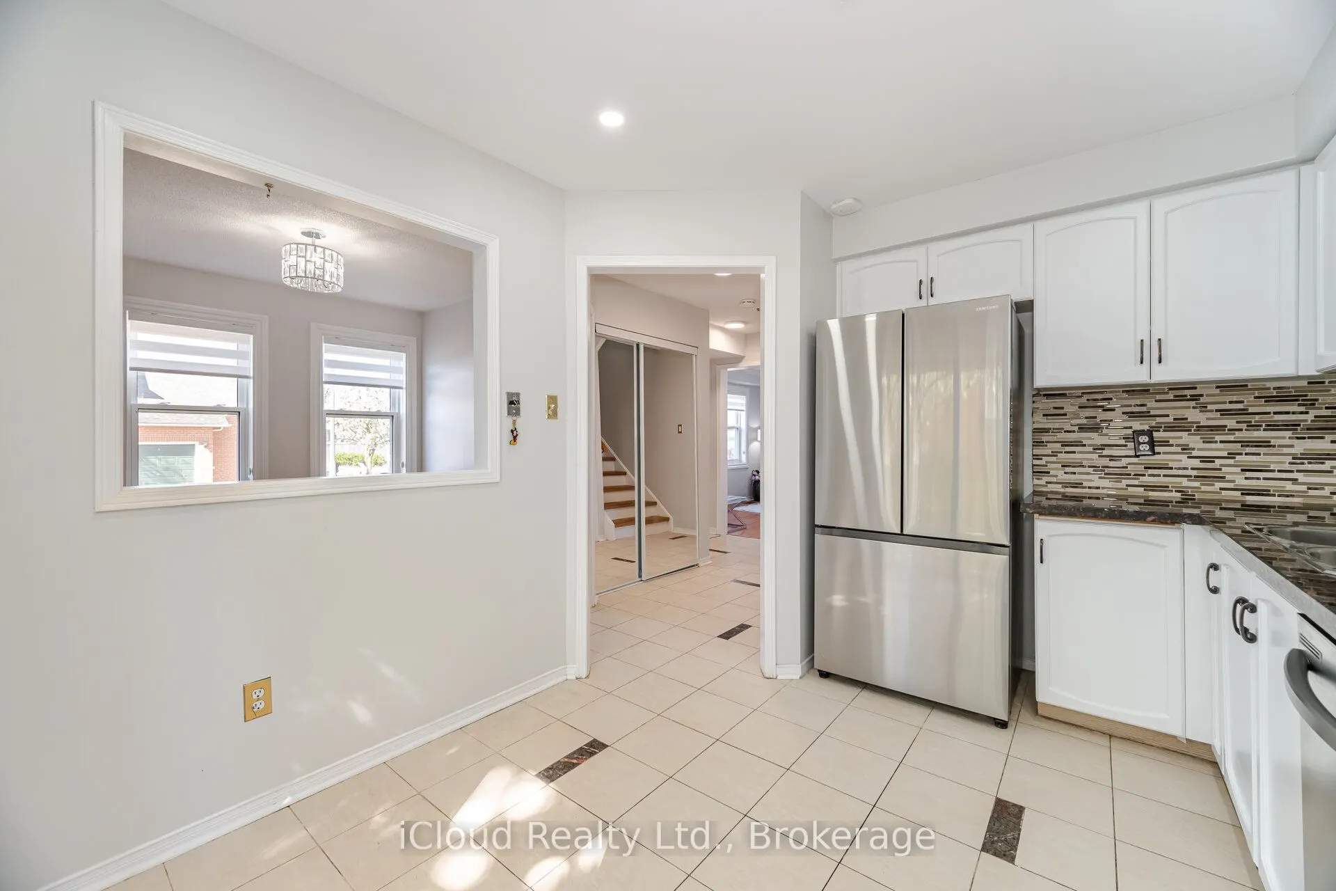 5659 Glen Erin Drive E, #41
