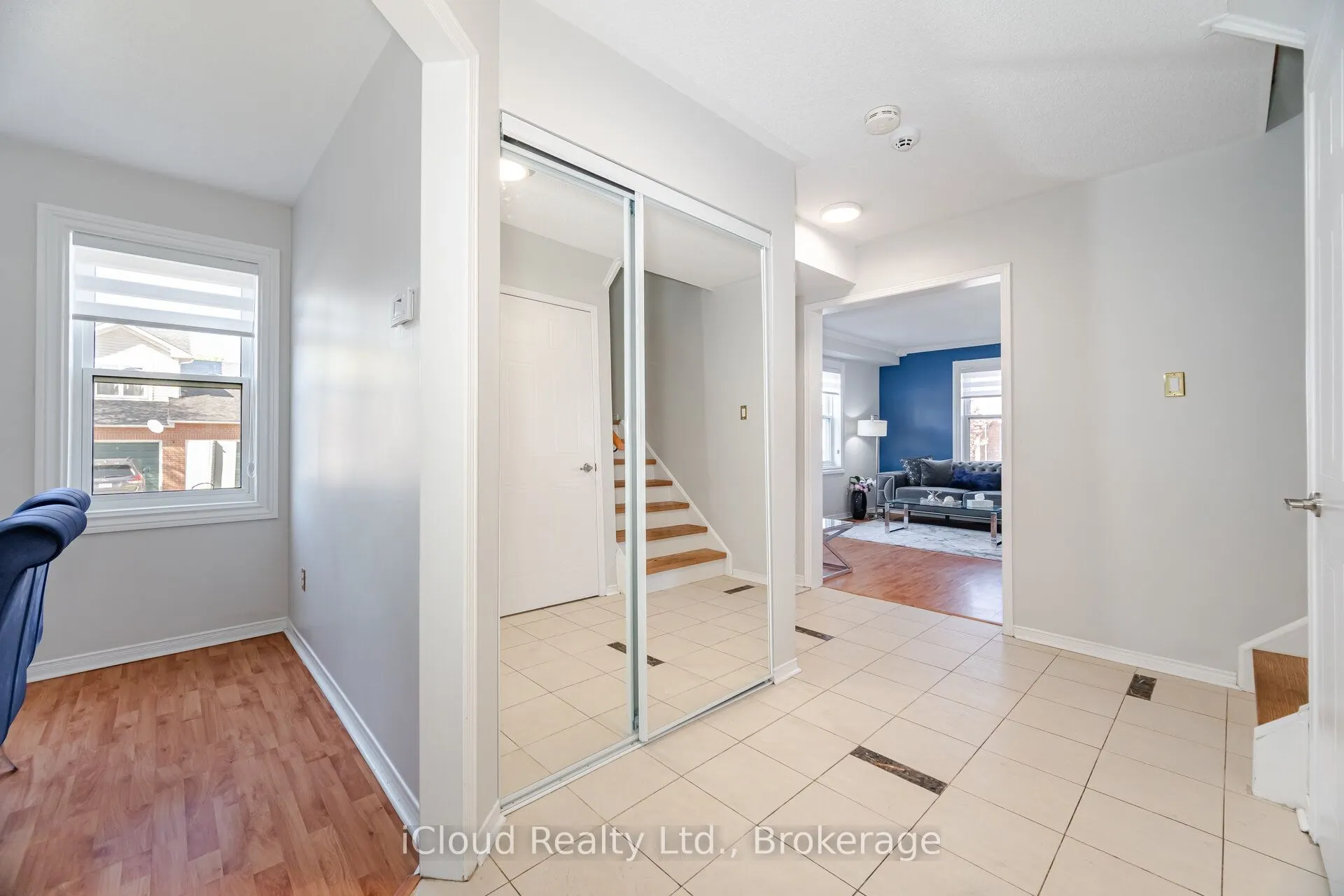 5659 Glen Erin Drive E, #41