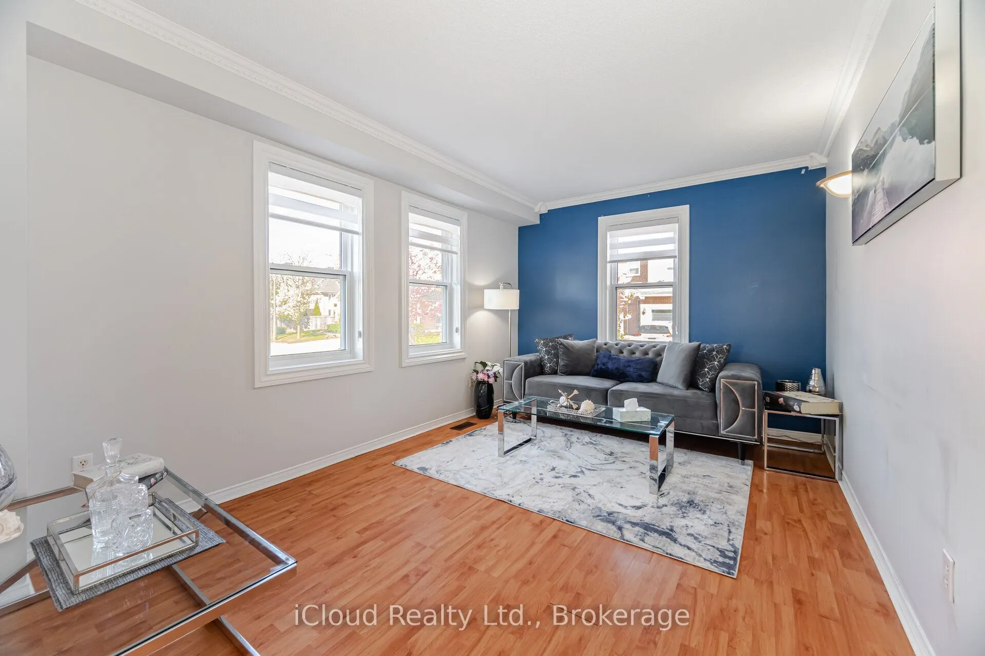 5659 Glen Erin Drive E, #41
