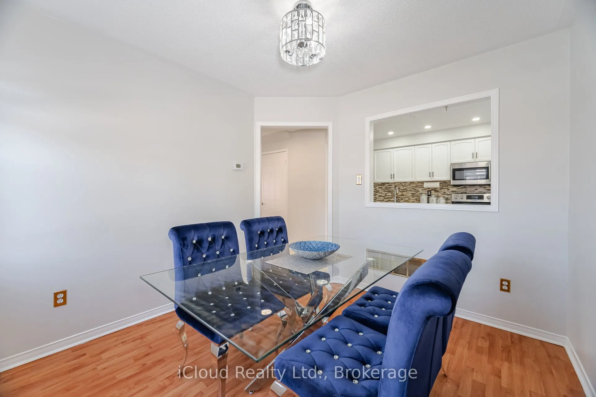5659 Glen Erin Drive E, #41