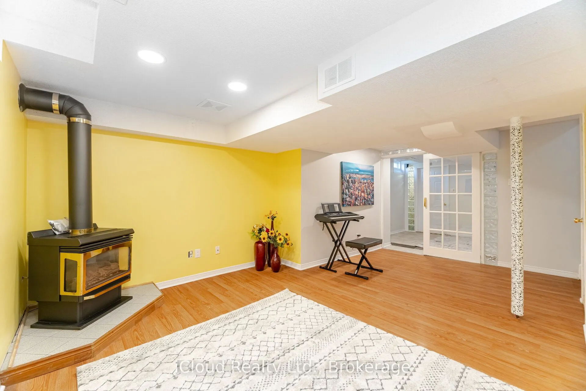 5659 Glen Erin Drive E, #41