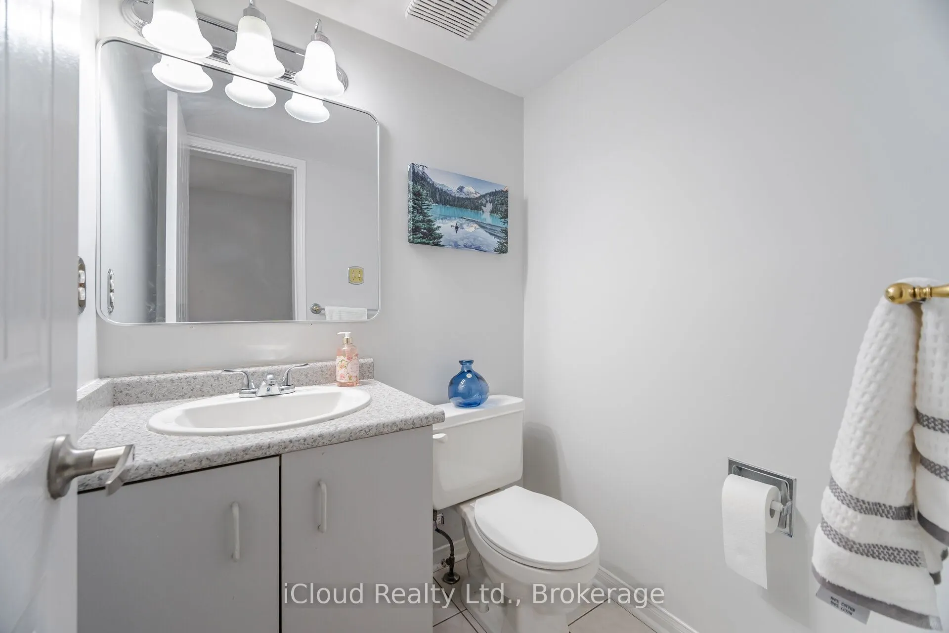 5659 Glen Erin Drive E, #41