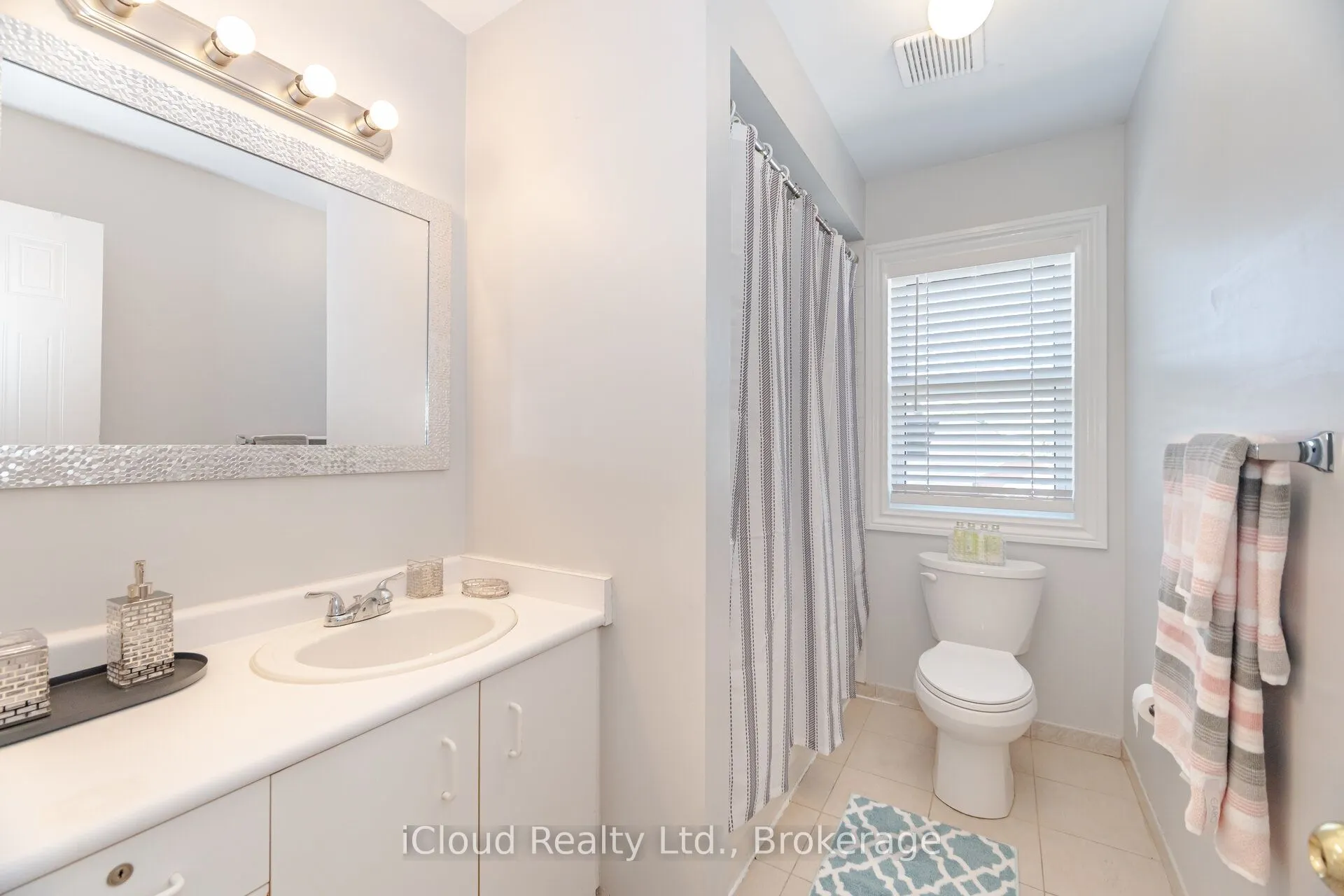 5659 Glen Erin Drive E, #41