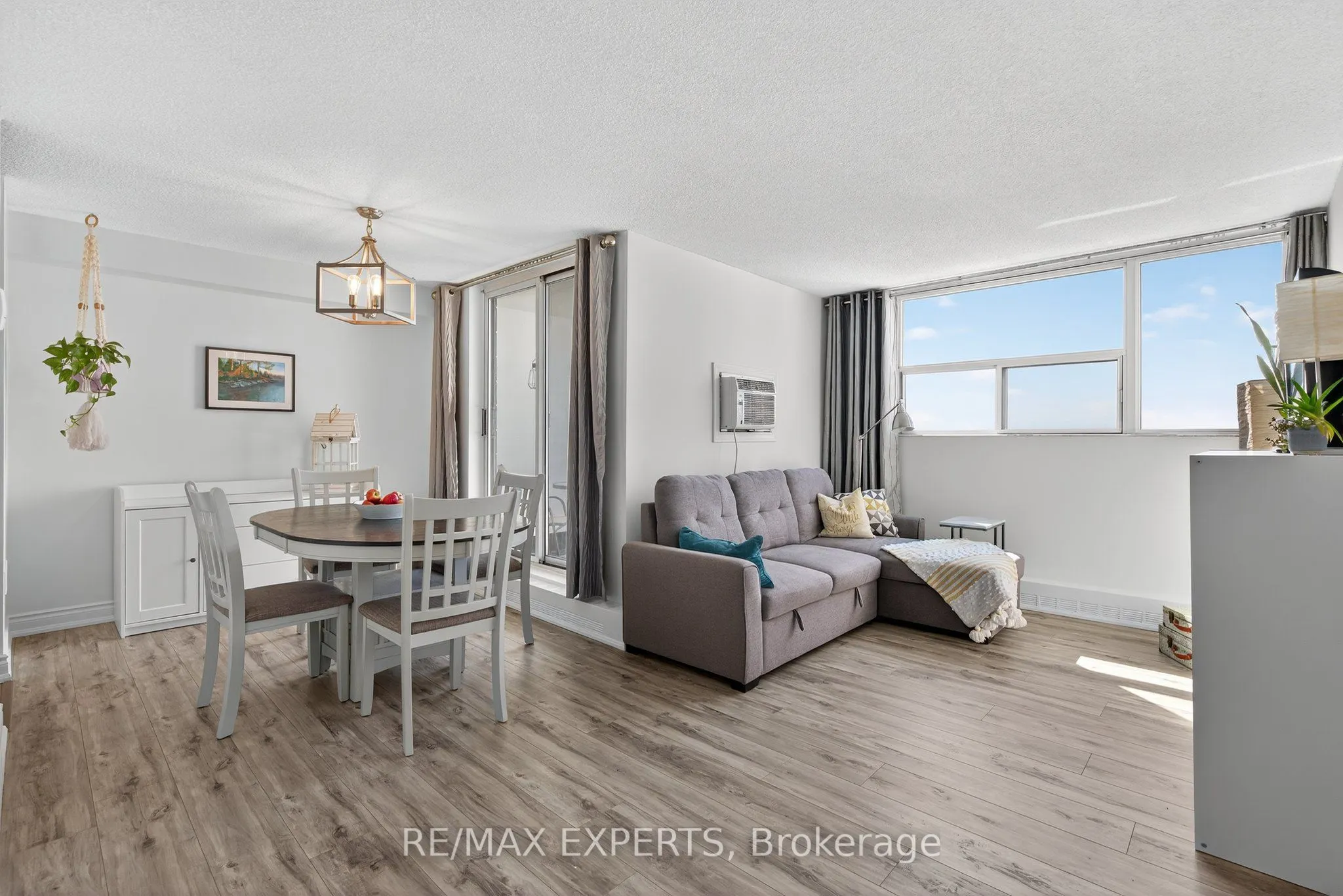 2900 Battleford Road, #1212