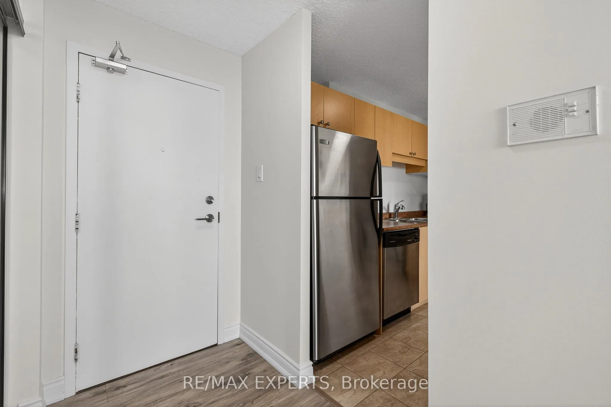 2900 Battleford Road, #1212