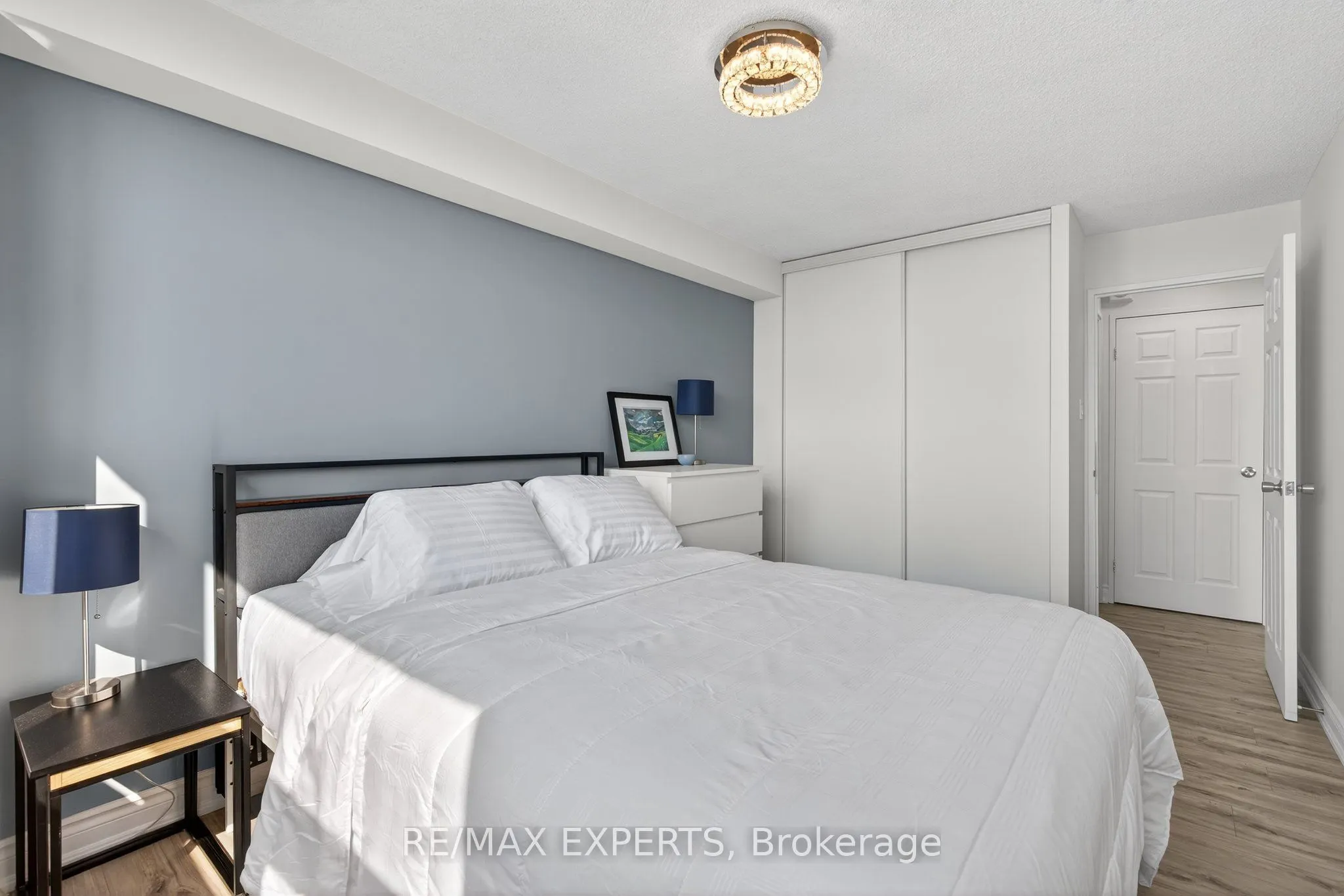 2900 Battleford Road, #1212