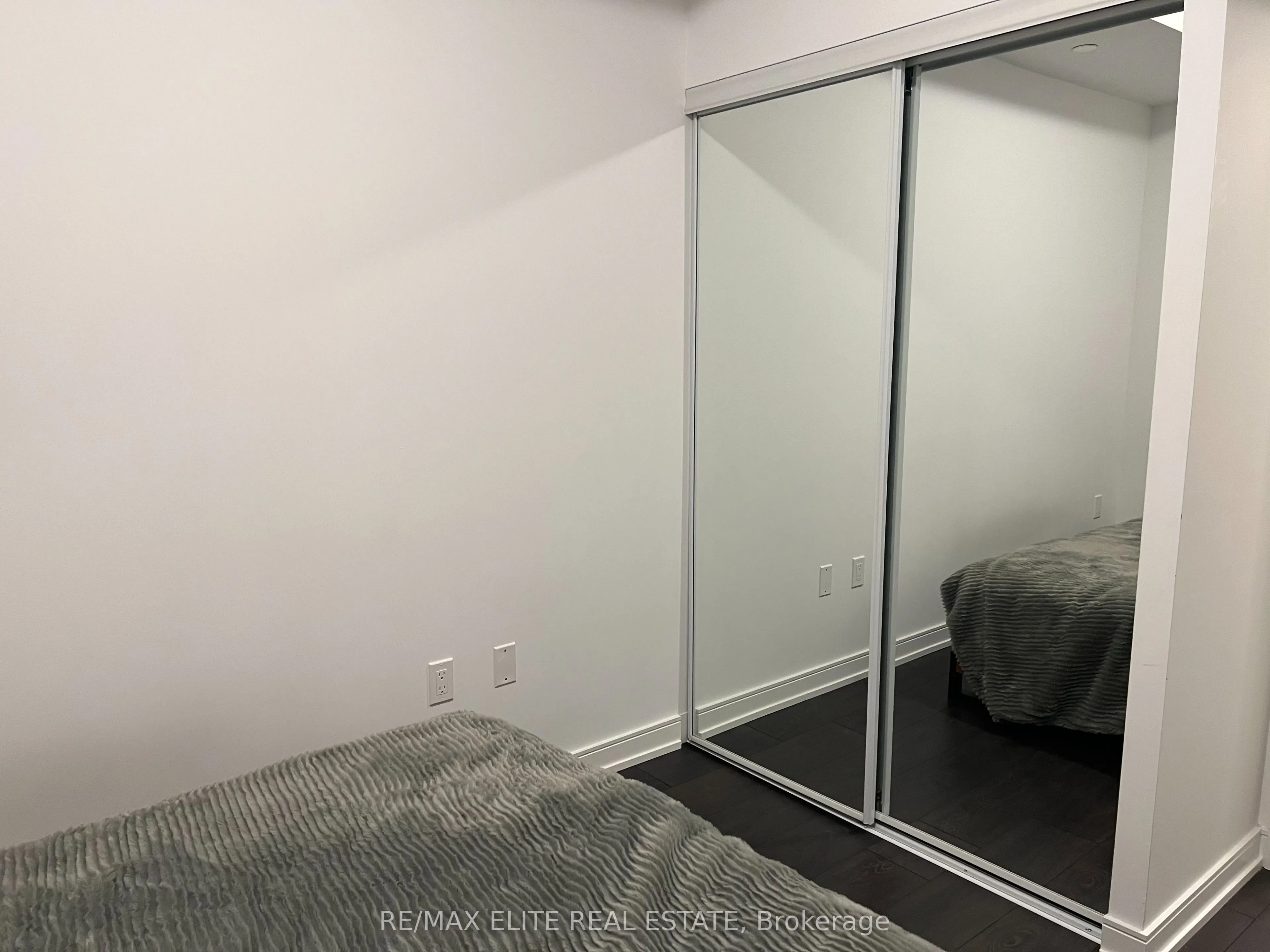 8 Nahani Way, #2719